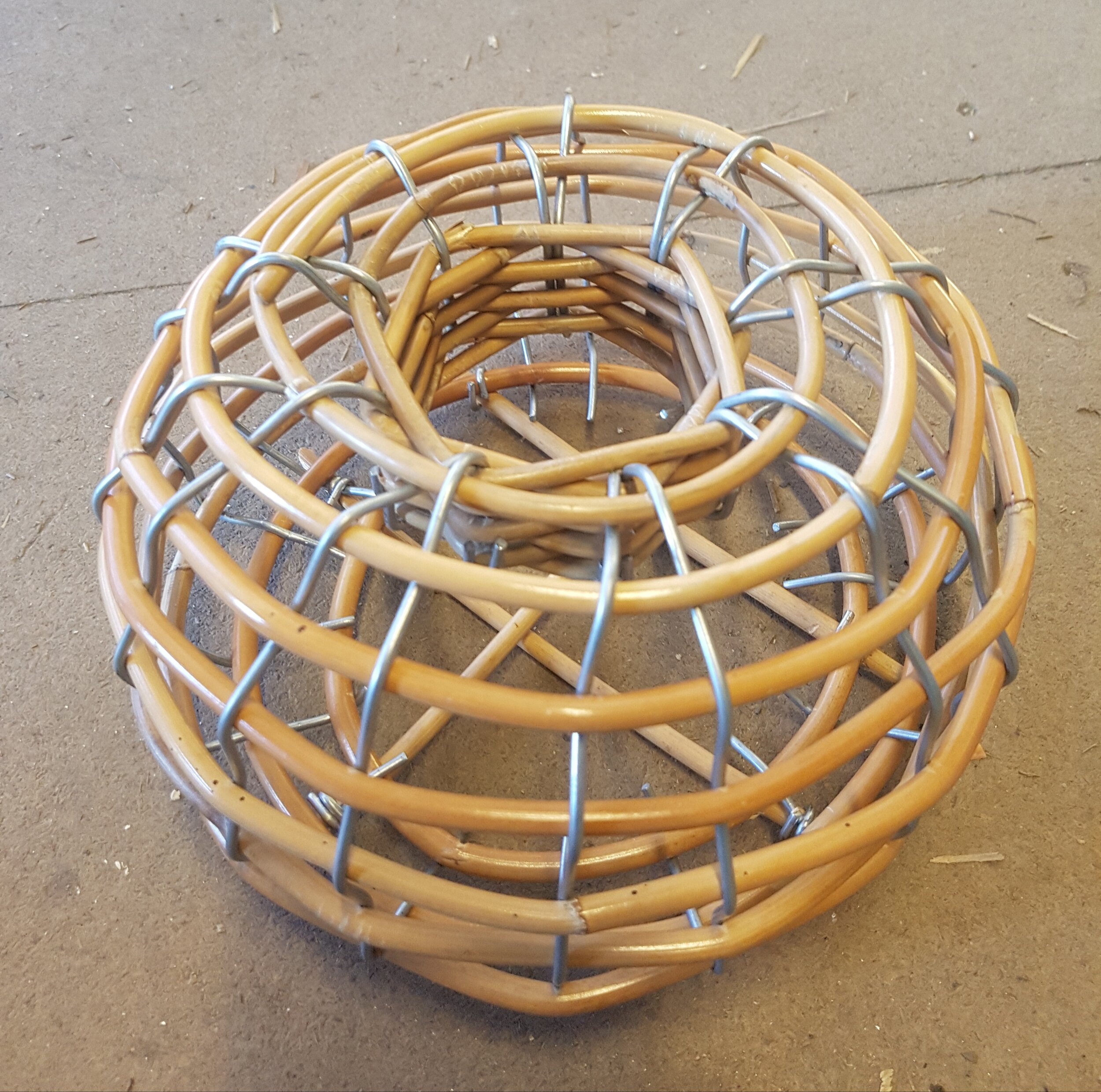 Mini Cane Lobster Pot