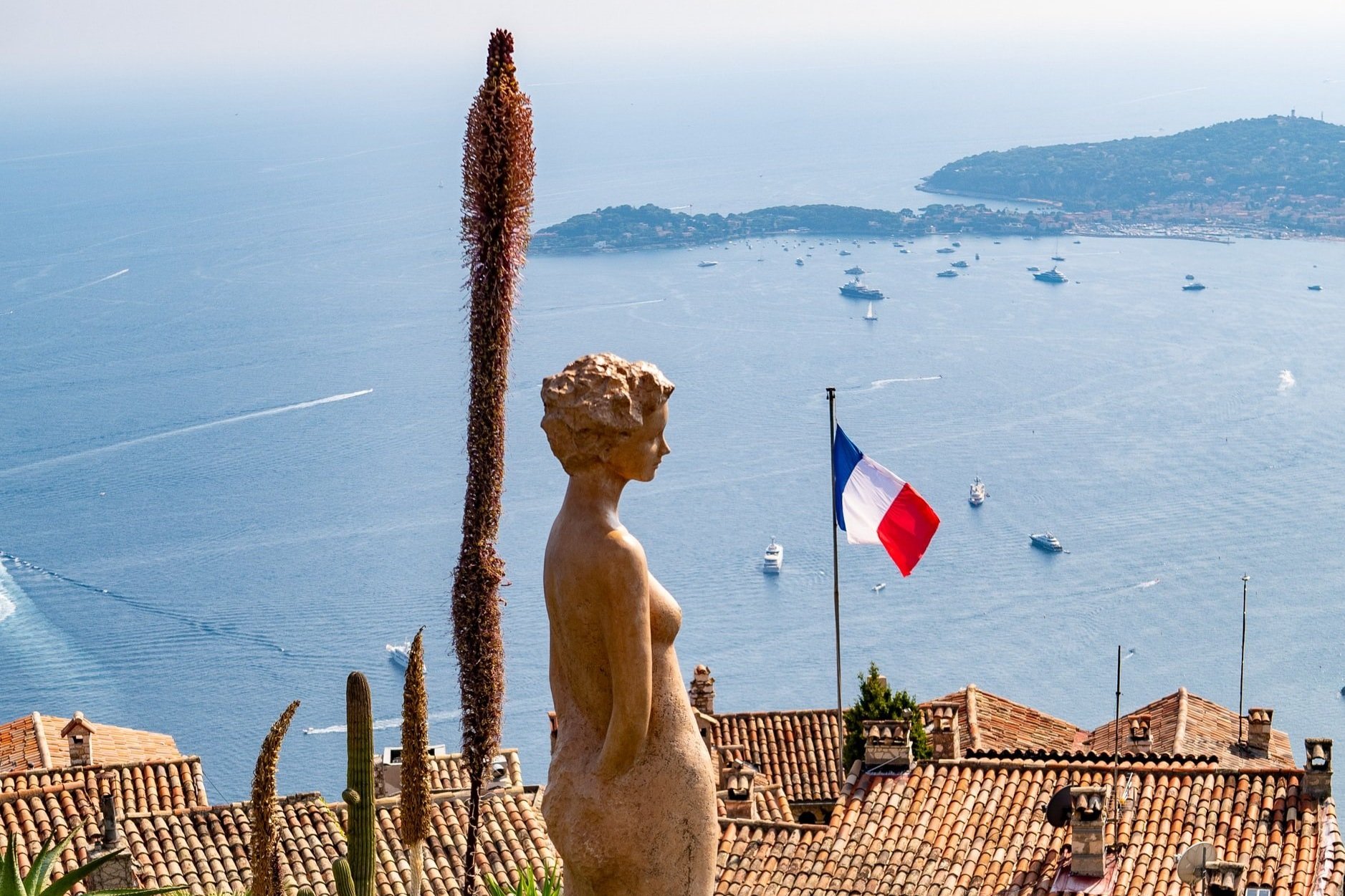 CÔTE D’AZUR • APRIL 2022