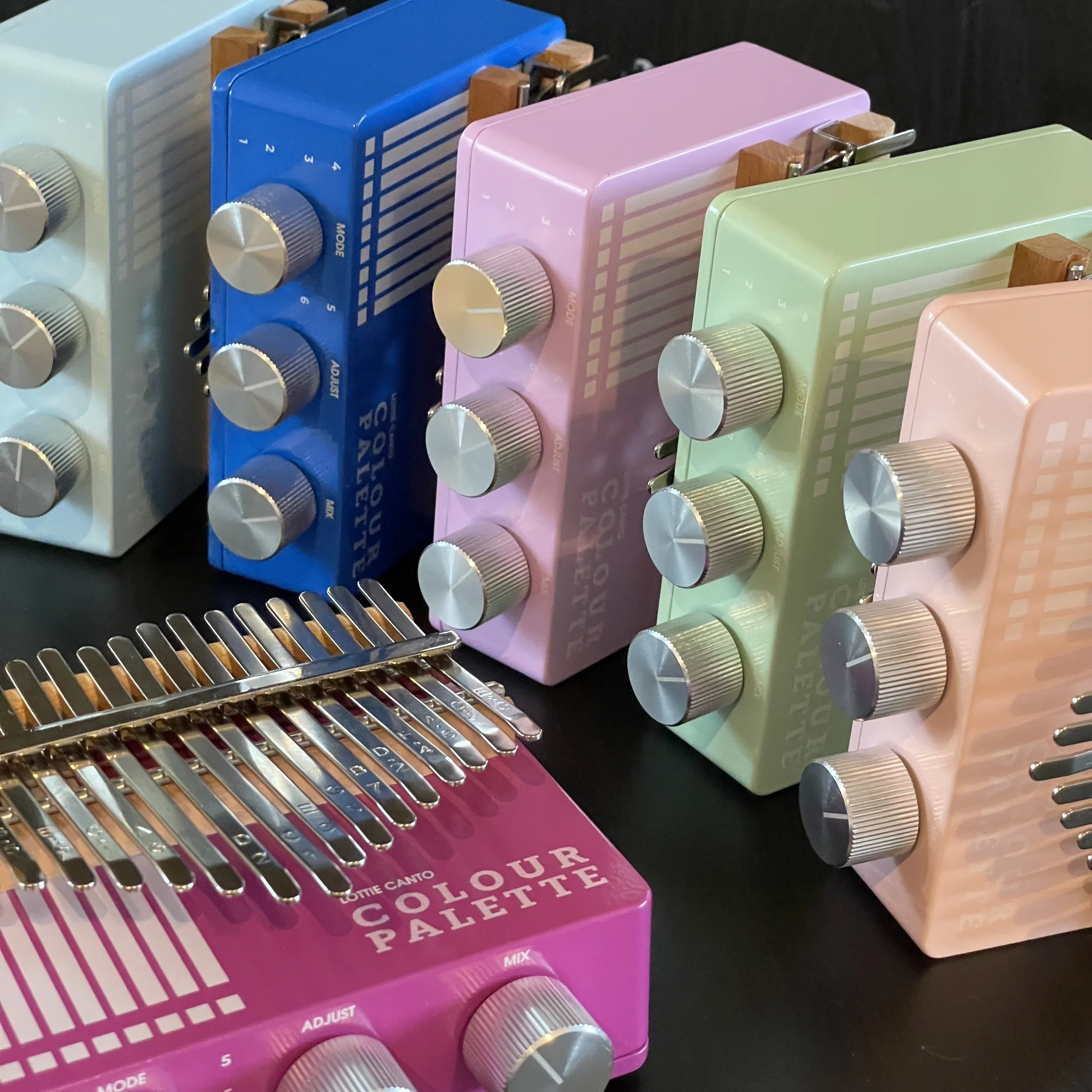 handmade guitar pedals uk — Lottie Canto