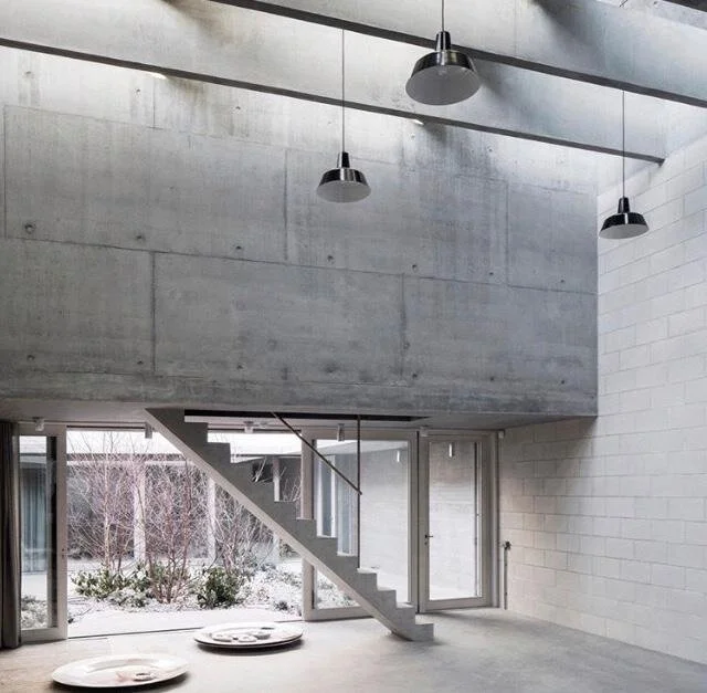 Repair of photographic studio concrete walls