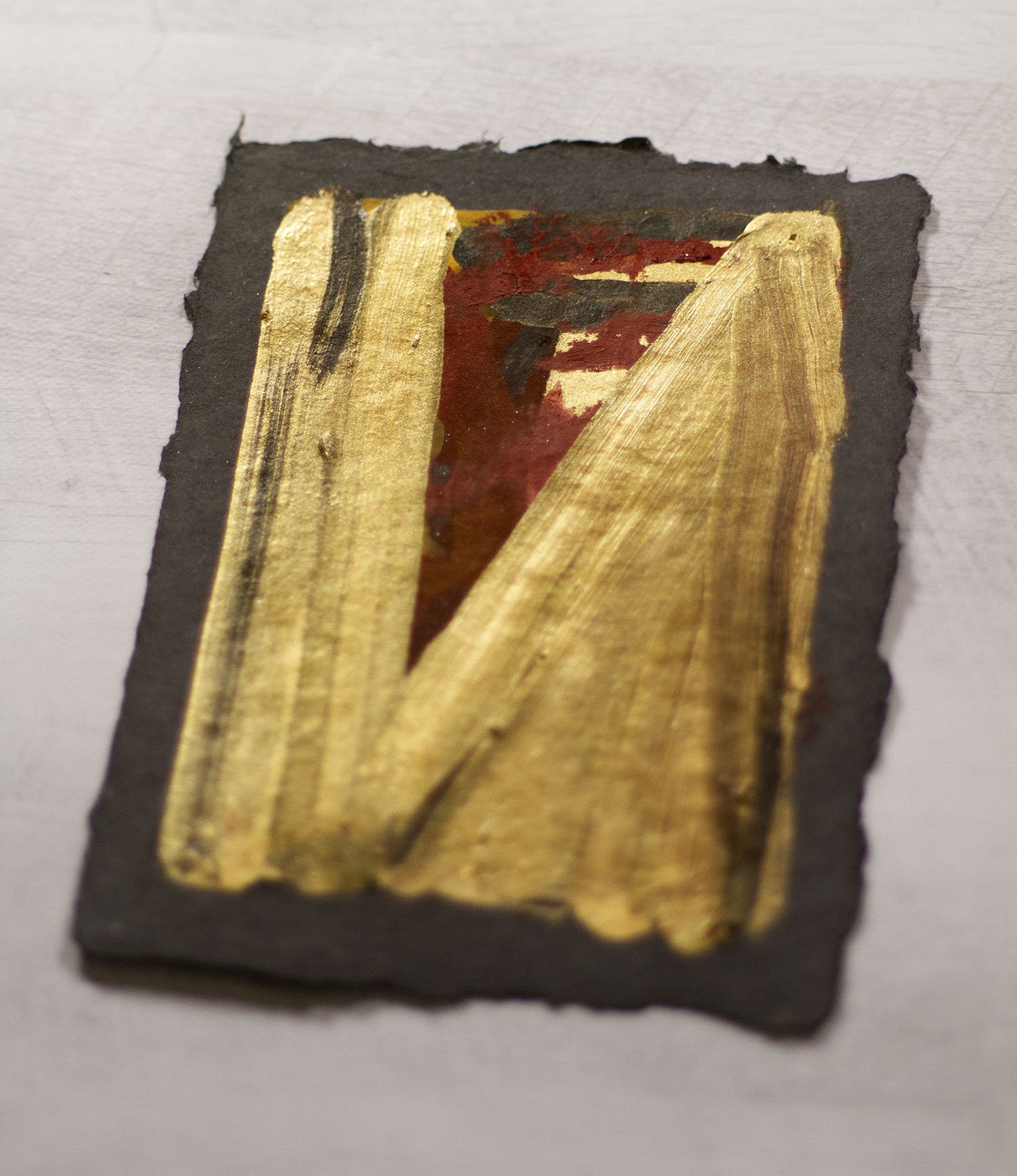 small-gold-abstract-one-profile-500.jpeg