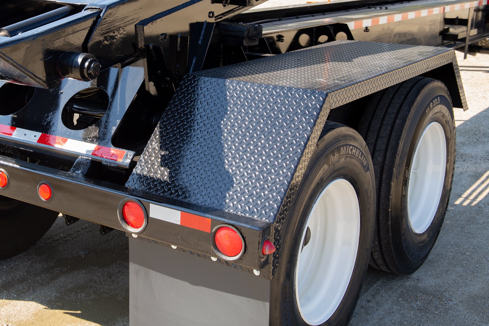 Roll-Off Dumpster Trailer