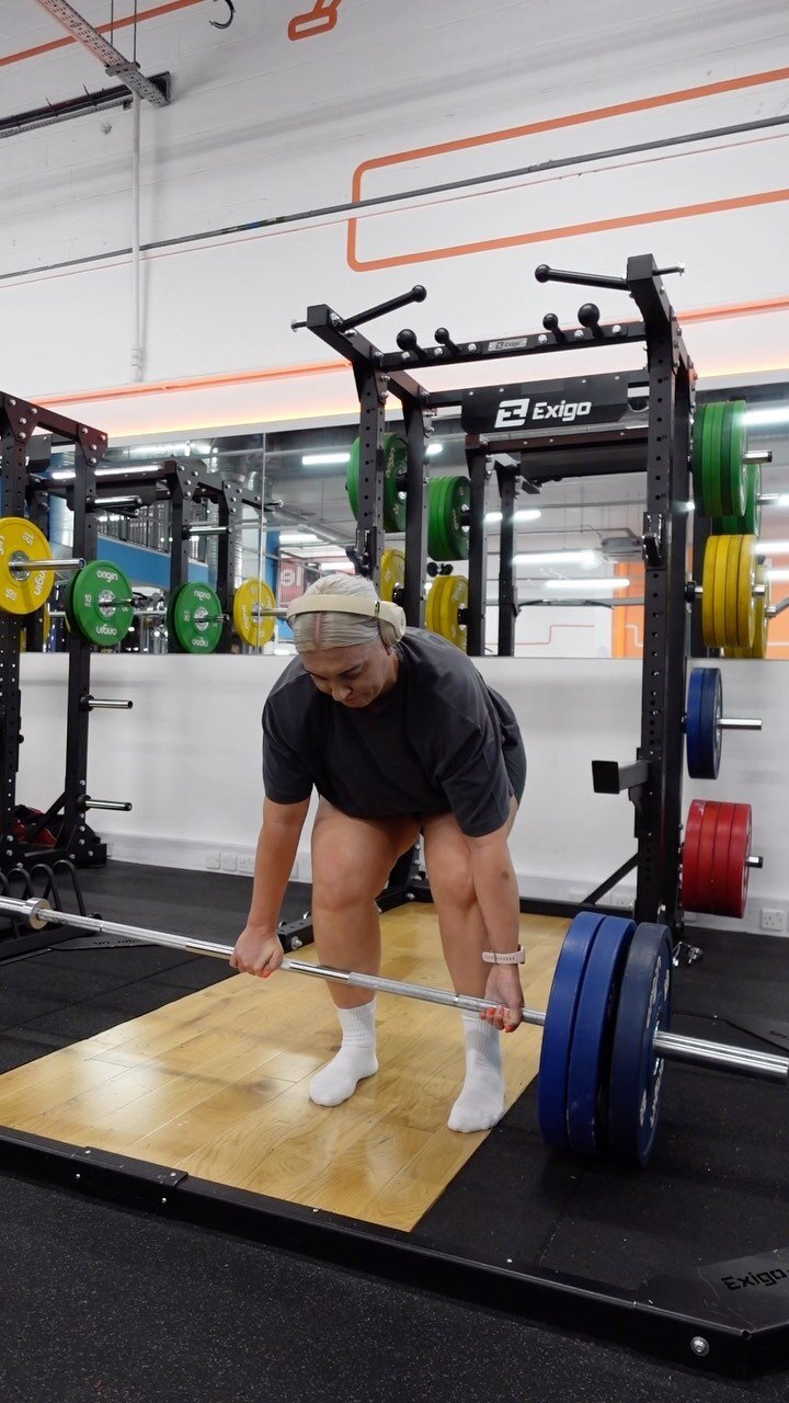 I reckon if I gripped closer to the plates I could have gotten the last one😂 This is so much harder than it looks🫣
#oneractive #strengthtraining #strongwomen #thegymgroupwestcroydon #weightlifting #gymlover #training #bodyacceptance #bodyconfinde