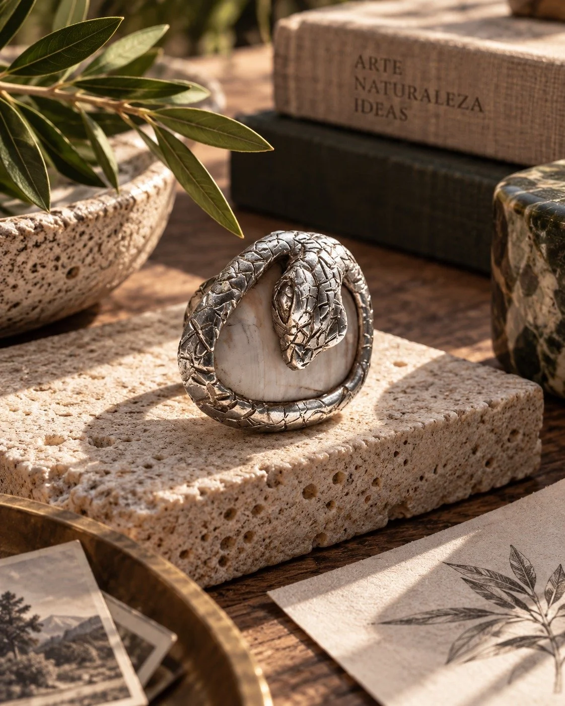 Anillo de Serpiente de Plata Maciza