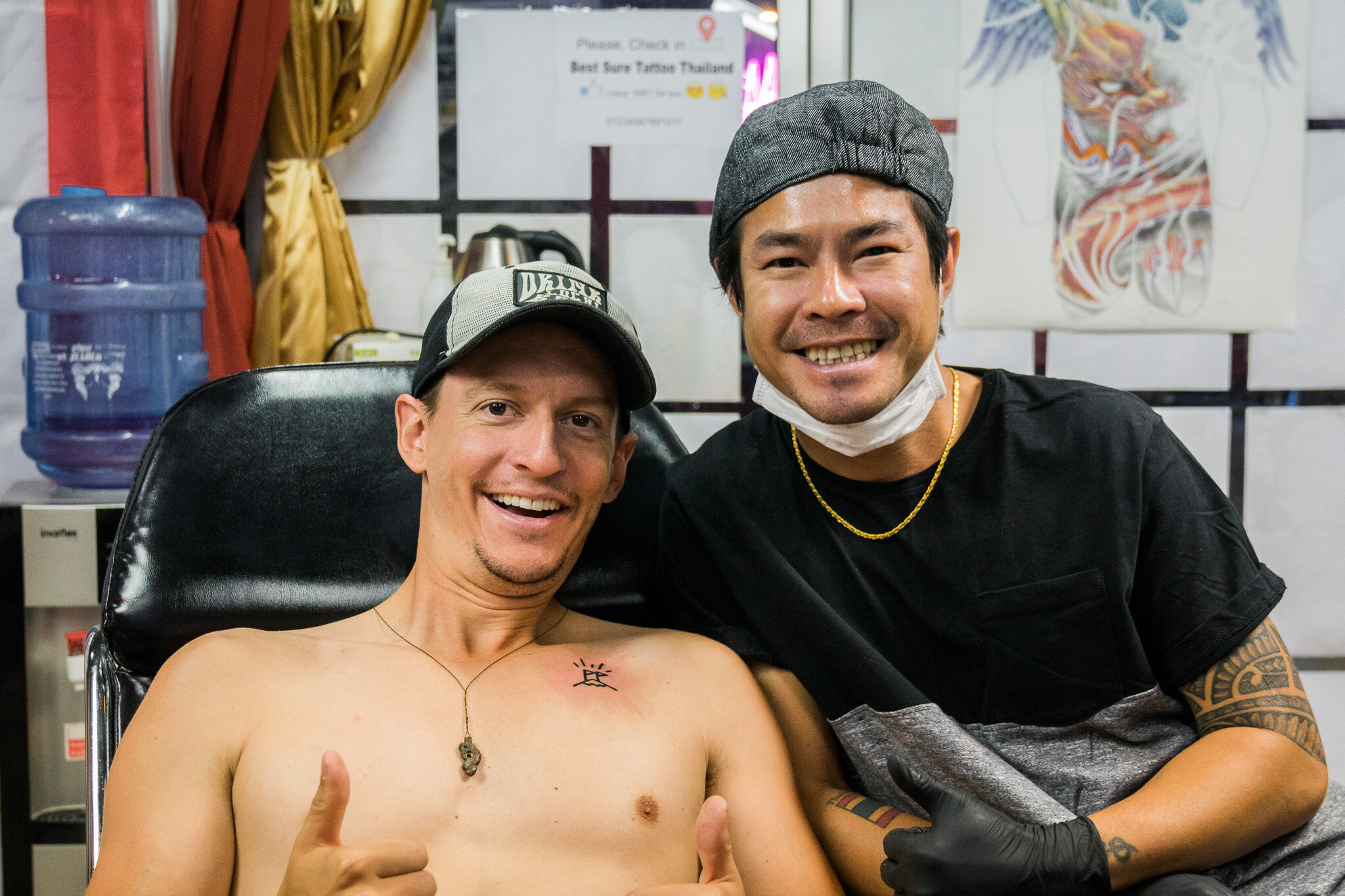 Alex-MJ-On-the-Go-tatouer-en-voyage-tatoueur-Thailande.jpg