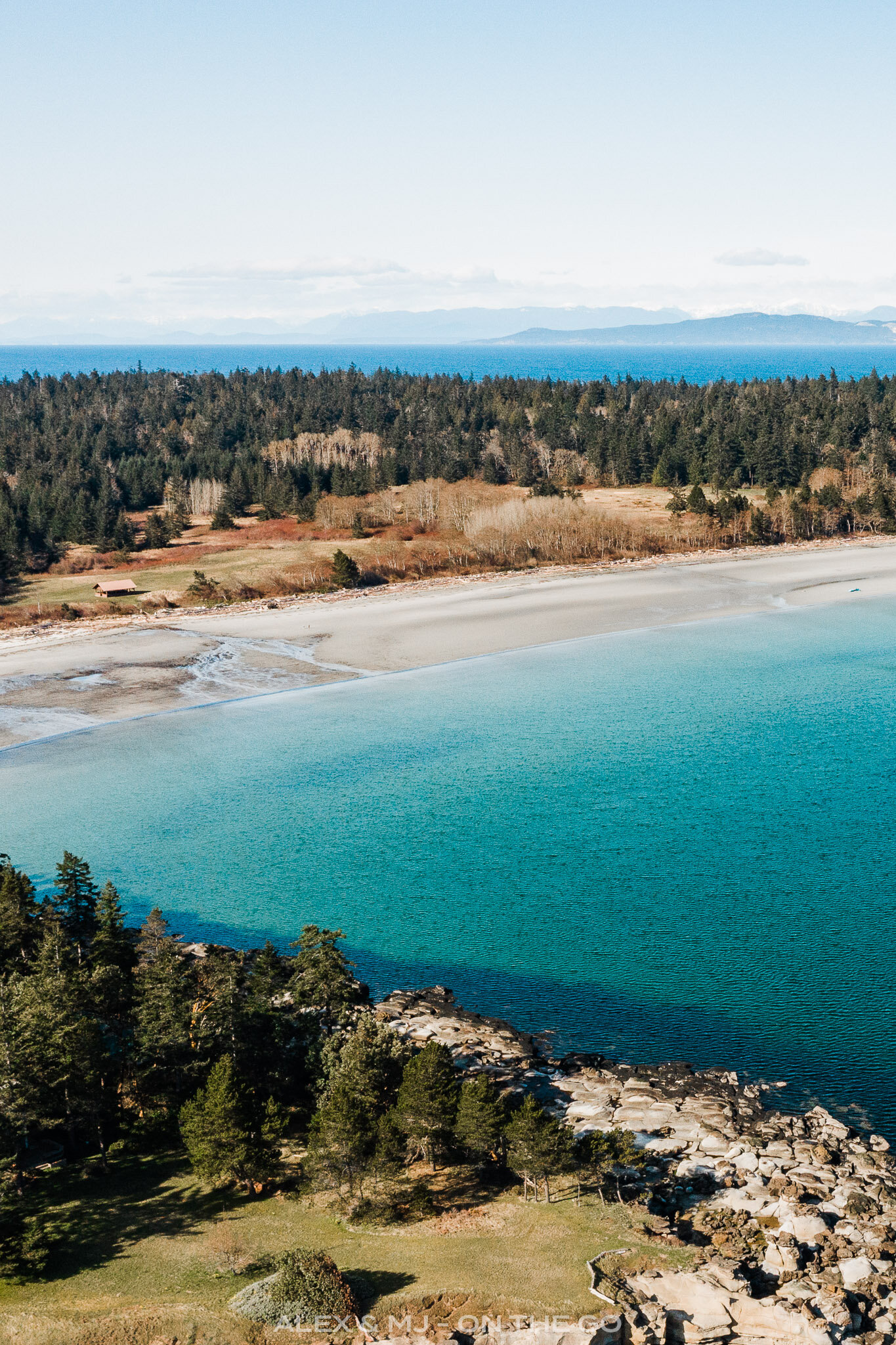 Alex-MJ-On-the-GO-ile_Vancouver_Hornby_Island.jpg