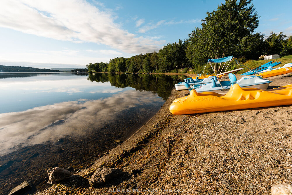 Alex-MJ-On-the-GO-Centre-du-Quebec_Manoir-lac-William_Kayak.jpg