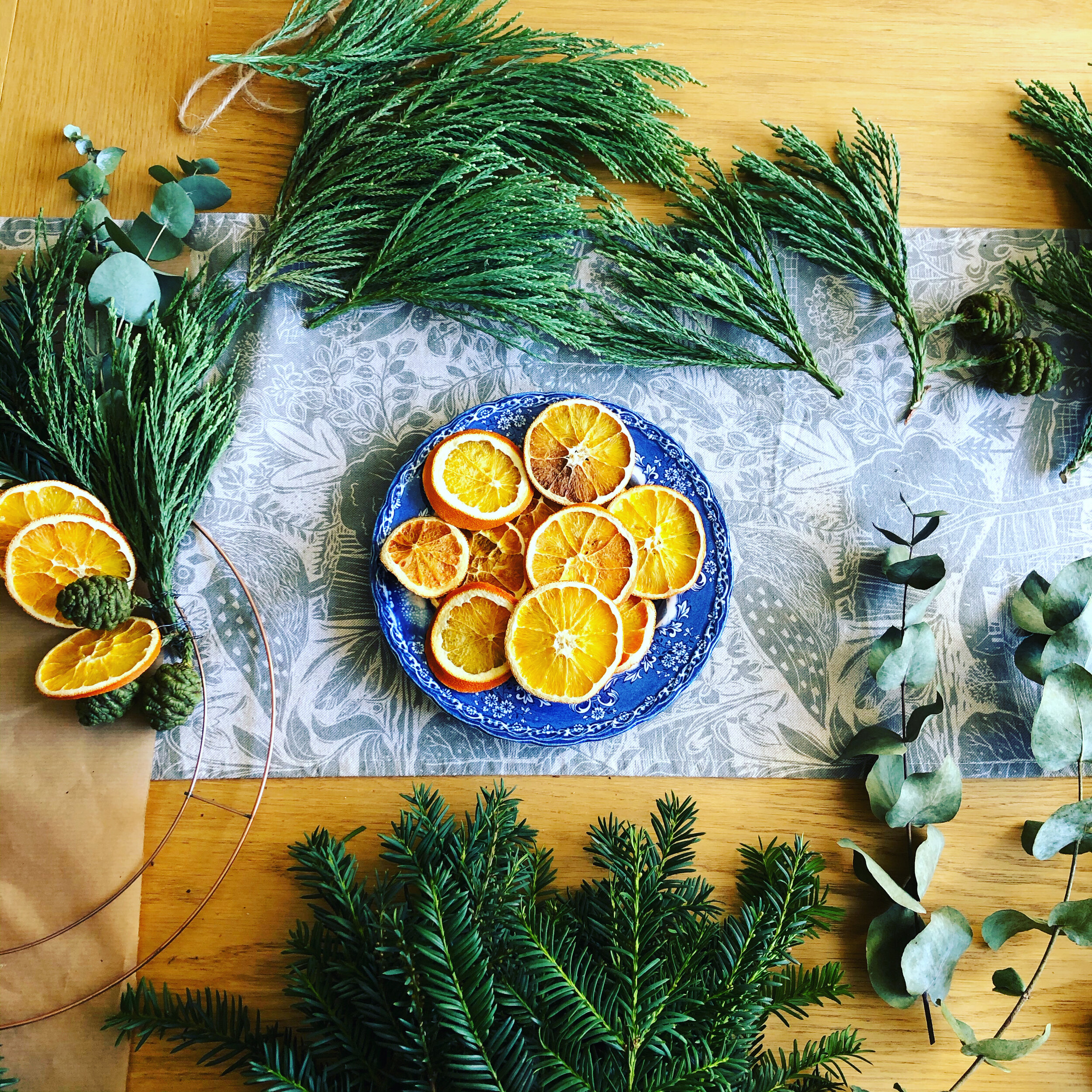 Make your own festive wreath