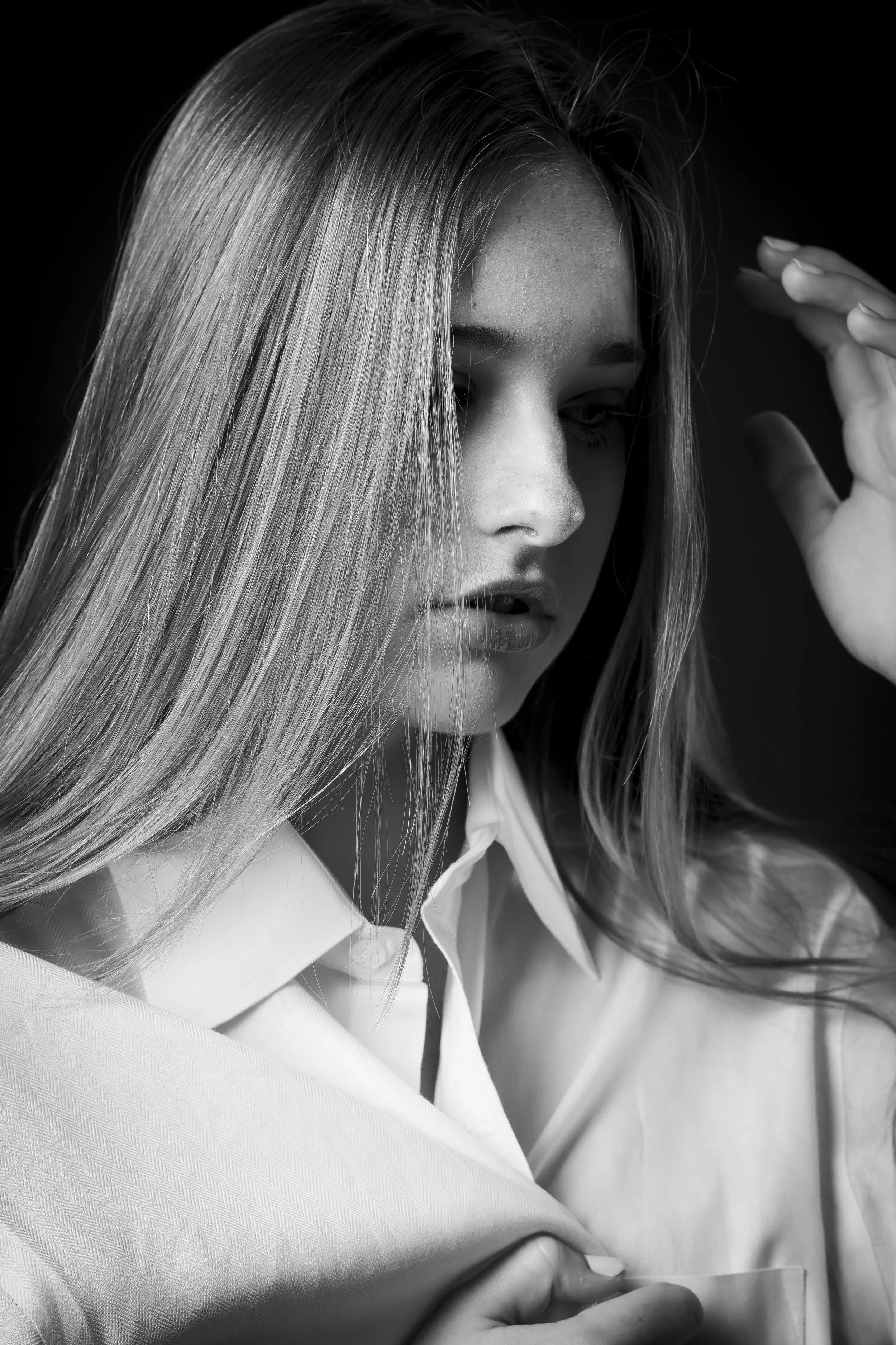 Olivia_B&W_Black_0030.jpg