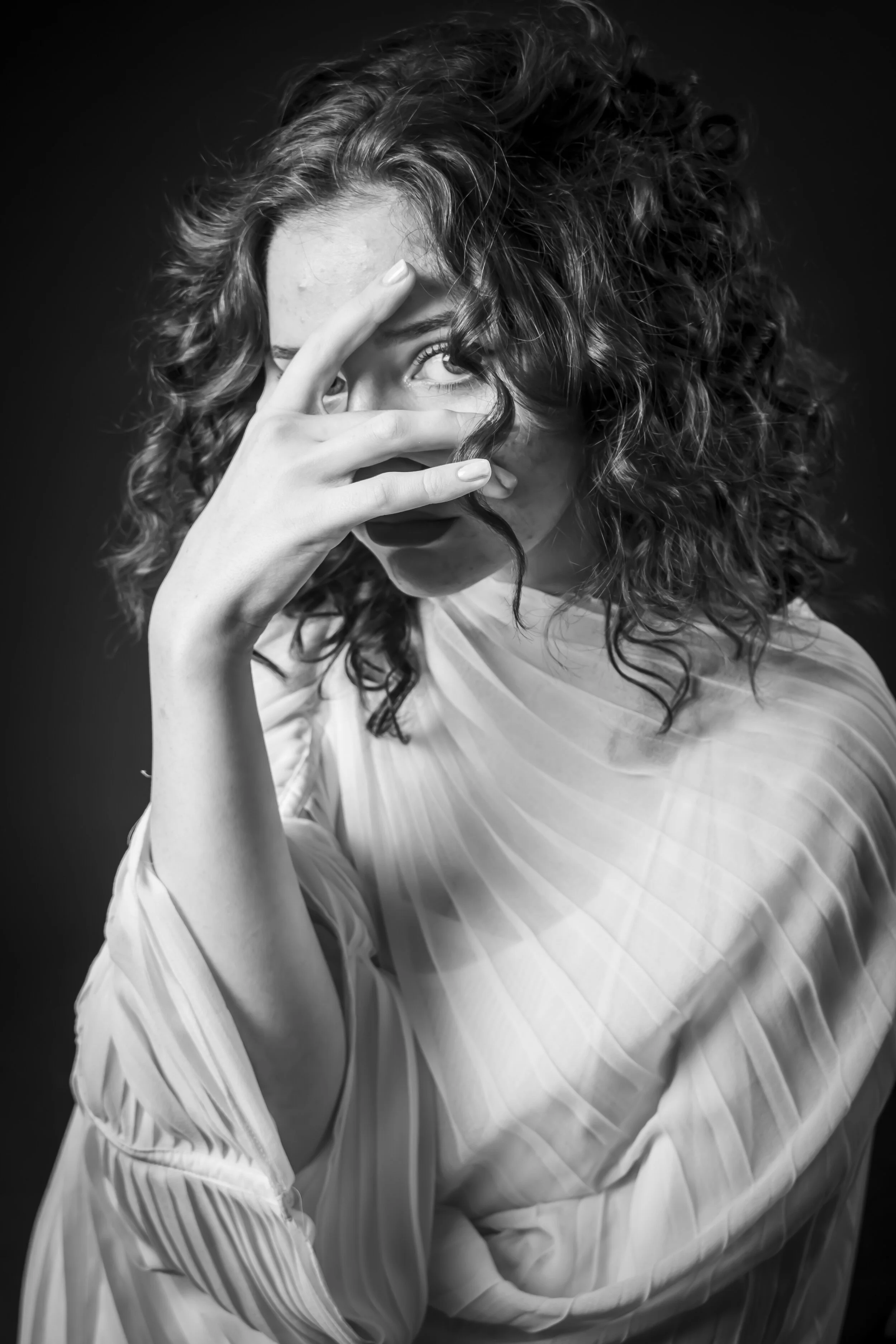 Eileen_B&W_Black_0021.jpg