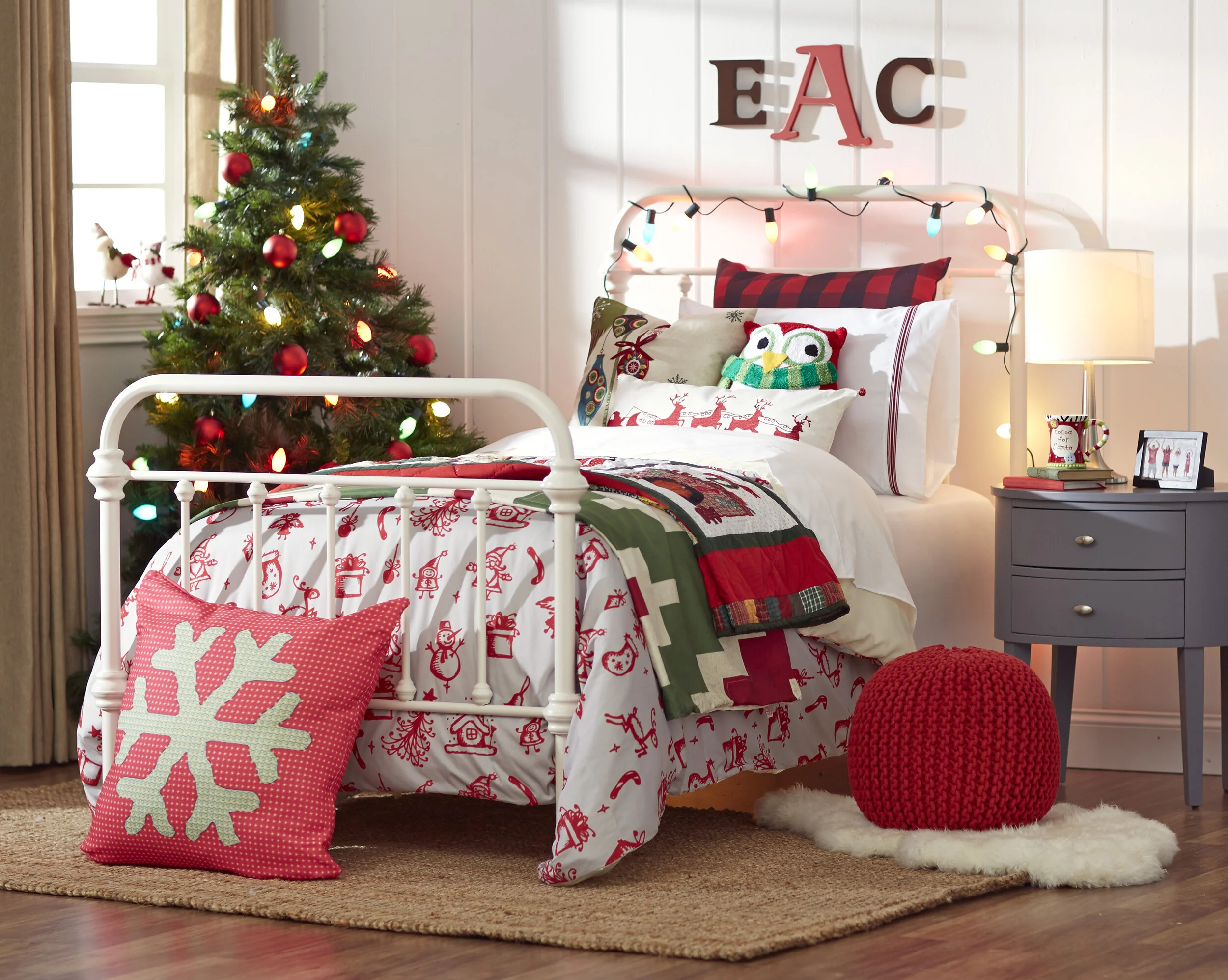 150807_3422602_DS_Christmas Kids Bedroom_101.jpg