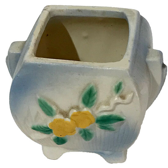 square.vase.blue.jpg