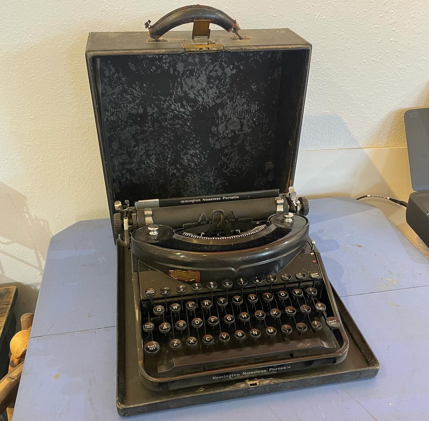 A beauty of an antique #typewriter the #remingtonnoiselessportable #portabletypewriter similar to one used by #dorothybrett #brett to type the handwritten manuscripts of #dhlawrence @$150. available at Two Graces #taos the #underwood standard no.4 is