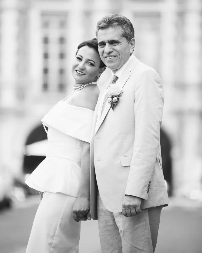 Did you know that we had several options for the 90 Days book cover? This was on the trickiest decisions to make as I published my book - endless rounds fo mockups and alterations. 

Do you think I picked the right one?? 😍

#samanthabessudodrucker #