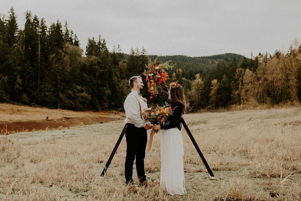 Oregon-Forest-Fall-Elopement-81.jpg