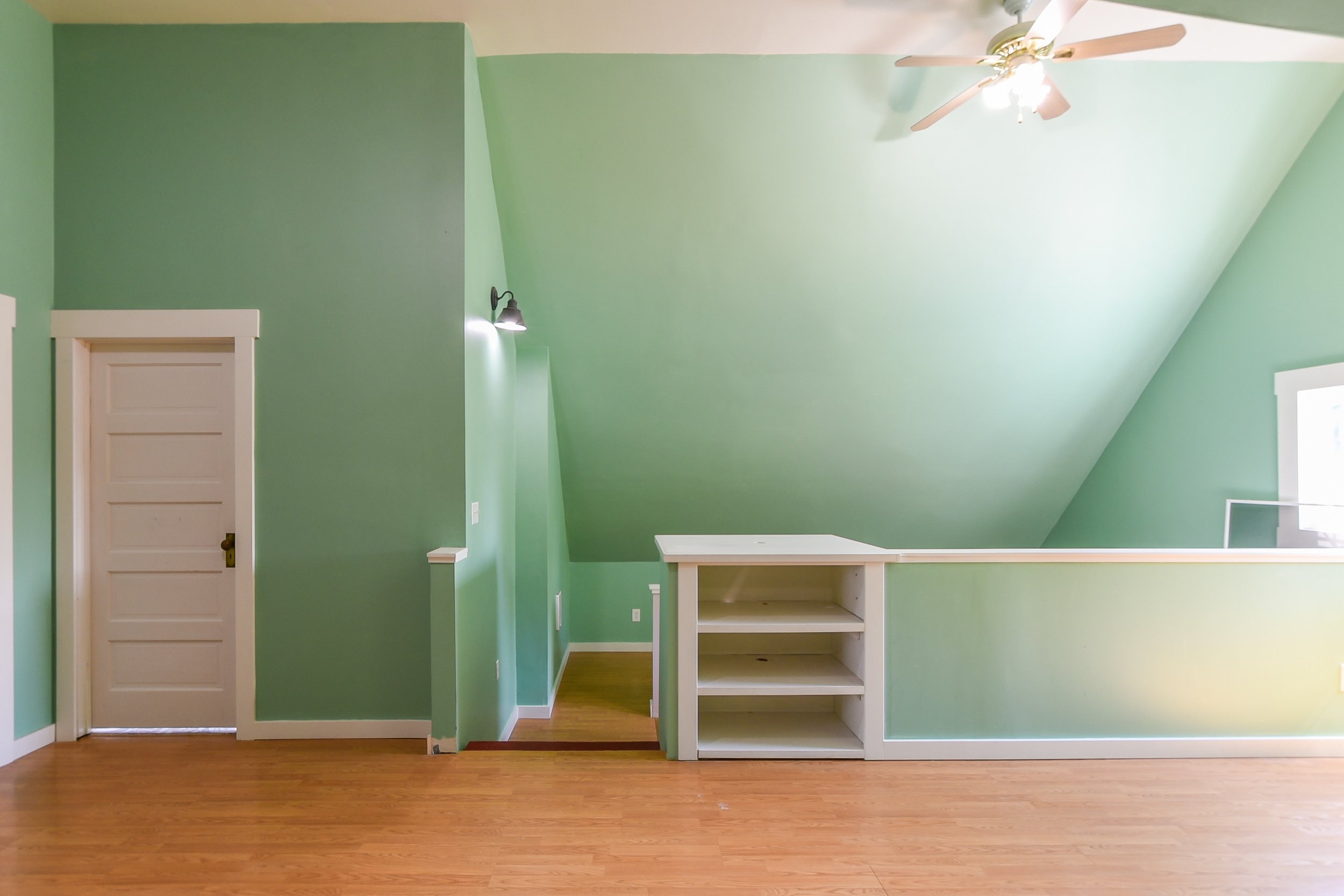 Upstairs14.jpg