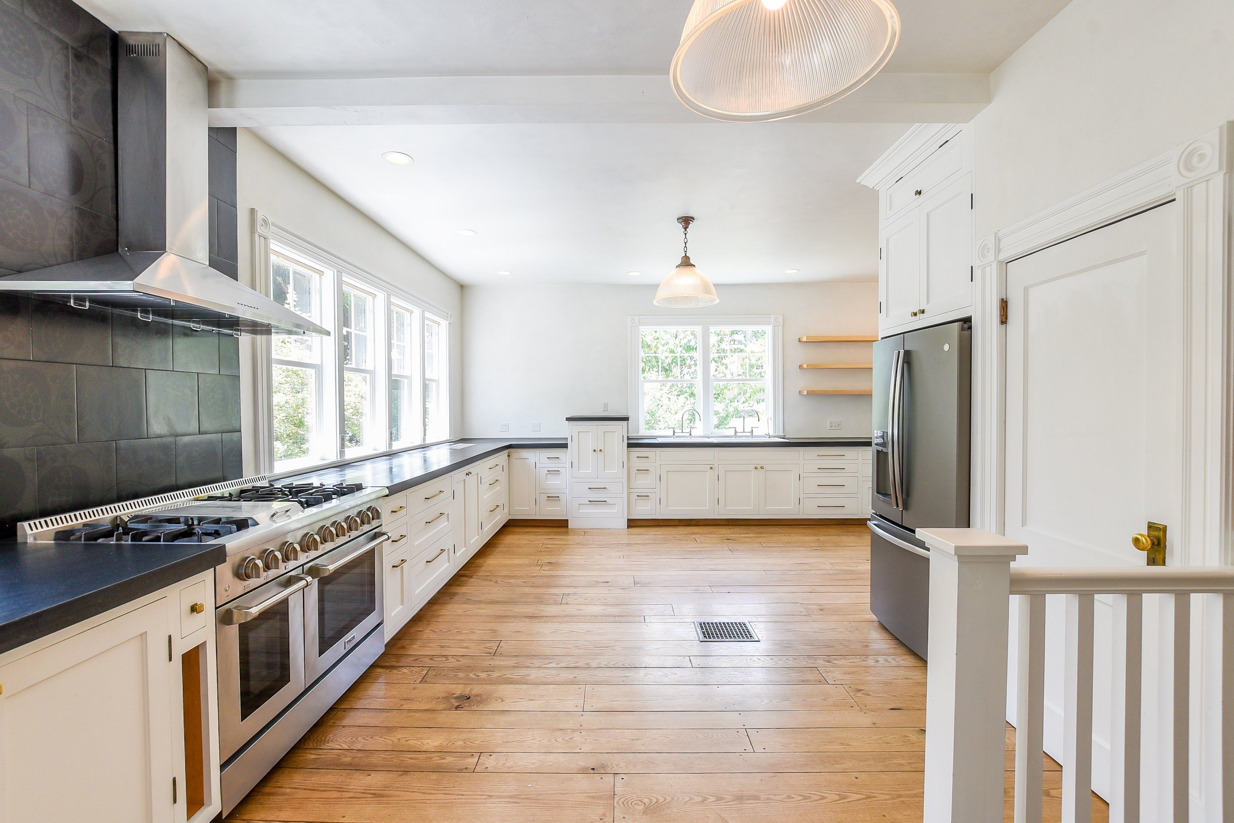 Kitchen6.jpg