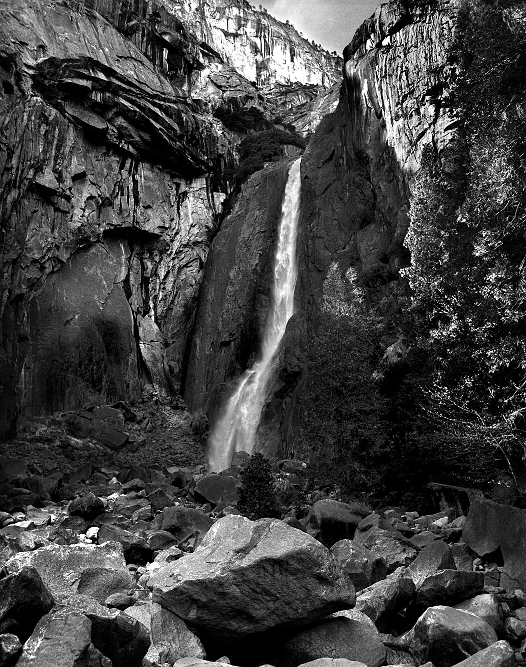 waterfall2.jpg