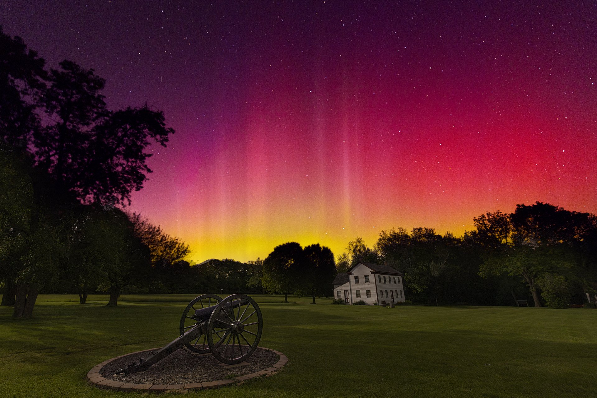 Athen Battle Field Aurora.jpg