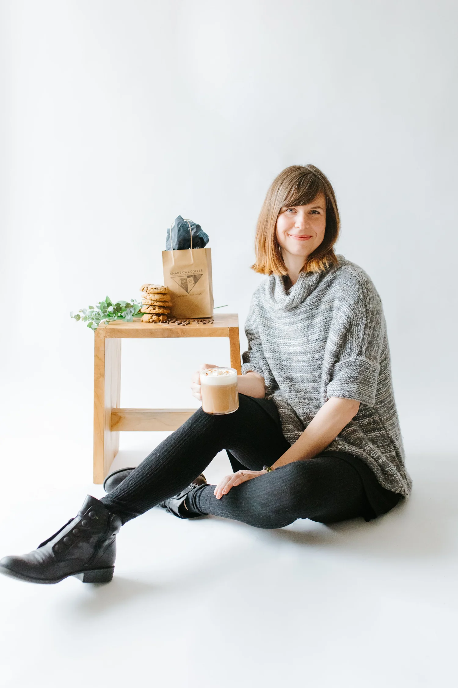 Faith, owner of Smart Owl Coffee, an Illinois Local member