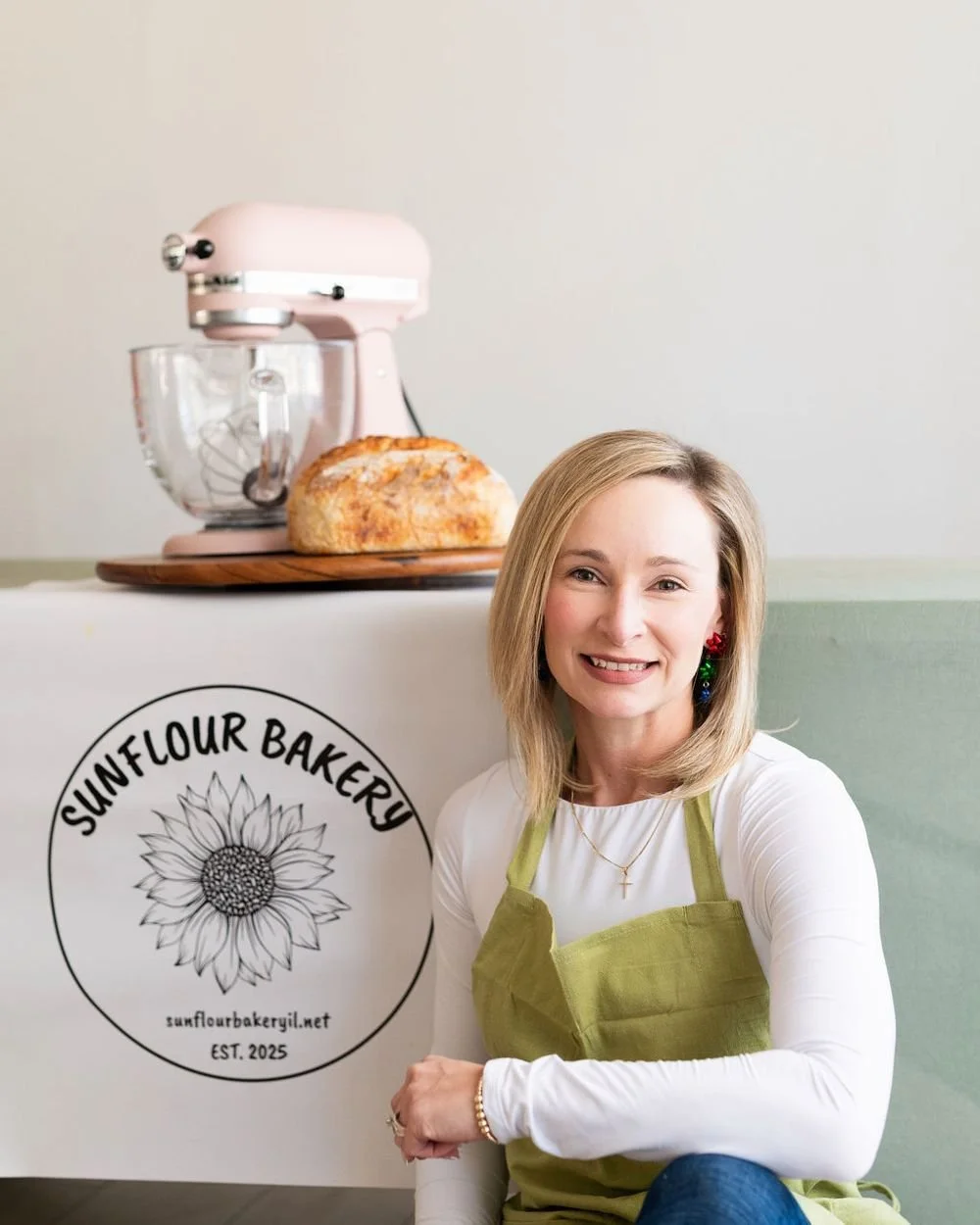 Owner of Sunflour Bakery, an independent Illinois bakery and Illinois Local member