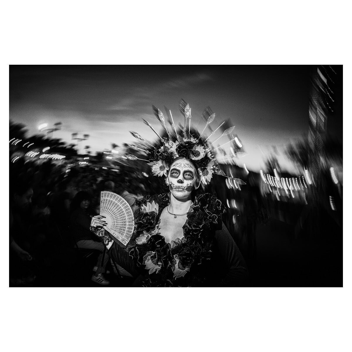 Many thanks @leica_fotografie_international for adding this frame into the gallery
.
.
.
.
.
#Reportagespotlight #diadelosmuertos #d&iacute;adelosmuertos #bnw_demand #worlddeserveswitnesses #Leica #leicacamera #leicacamerausa #leicafotografieinternat