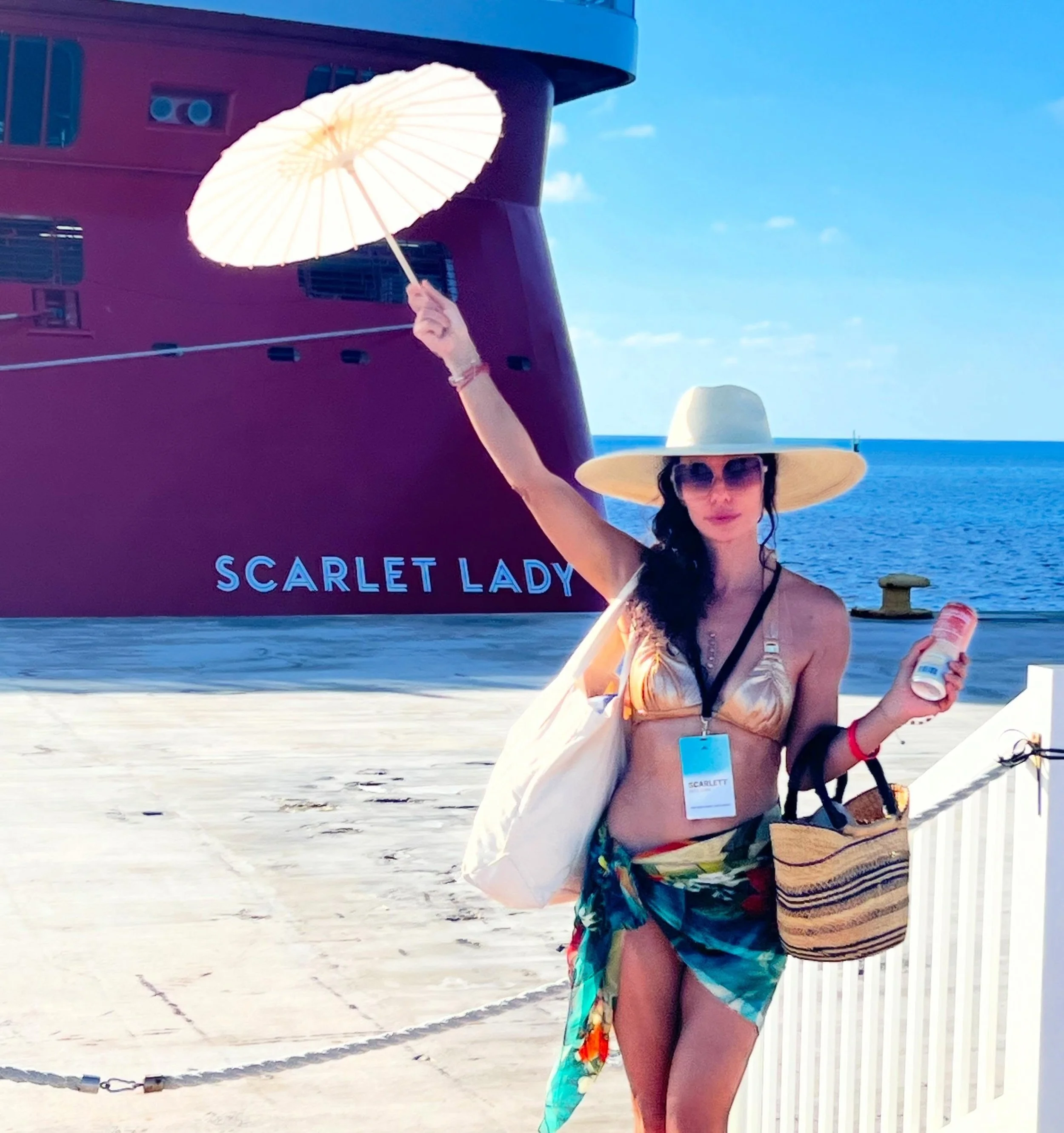 Tour life : @summit on @richardbranson&rsquo;s Virgin Cruise 
Miami - Bimini 🚢 
Sound alchemy, sharks and people I love 🥰❤️🌙
Were you at any of my (many) sound activations at Summit?! 

#summit #summitatsea #summitatsea2026
#virginvoyages #imonabo