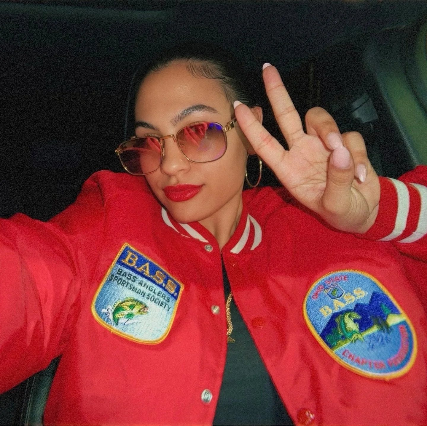 Because everyday deserves a signature frame! 😍 The Lorenzo shade✨