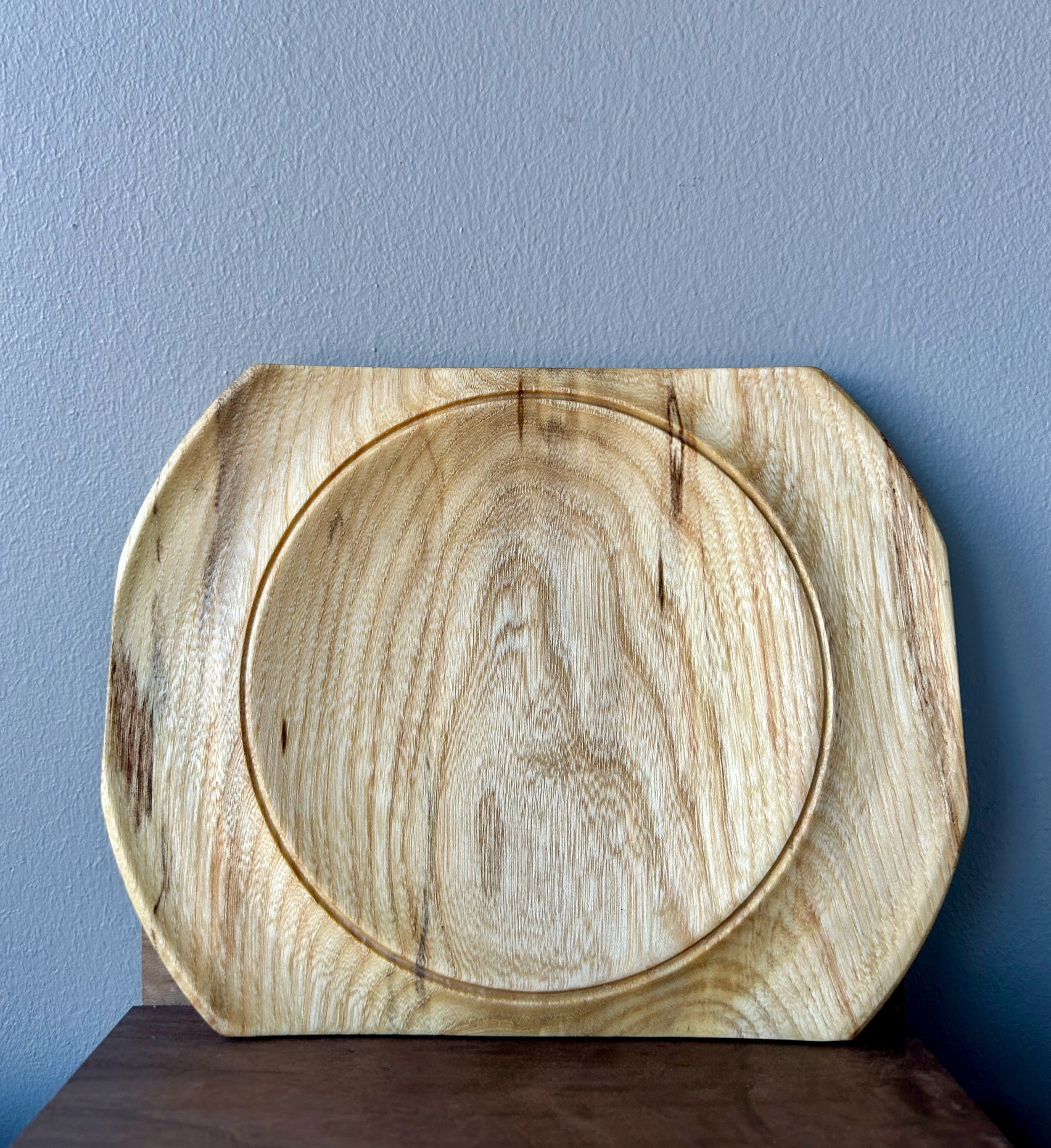 Platter with Circular Accent