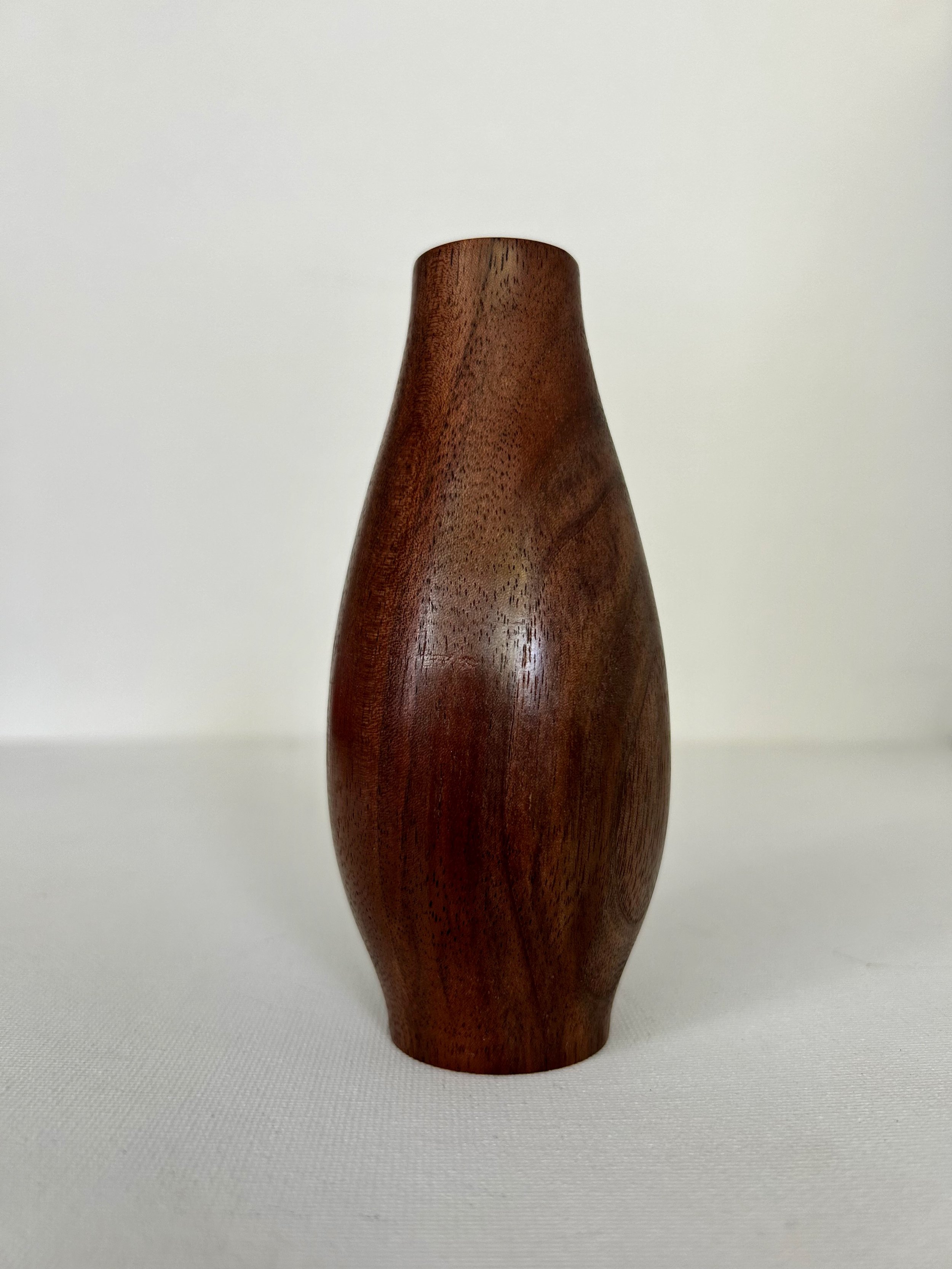 Walnut Dry Vase v.2