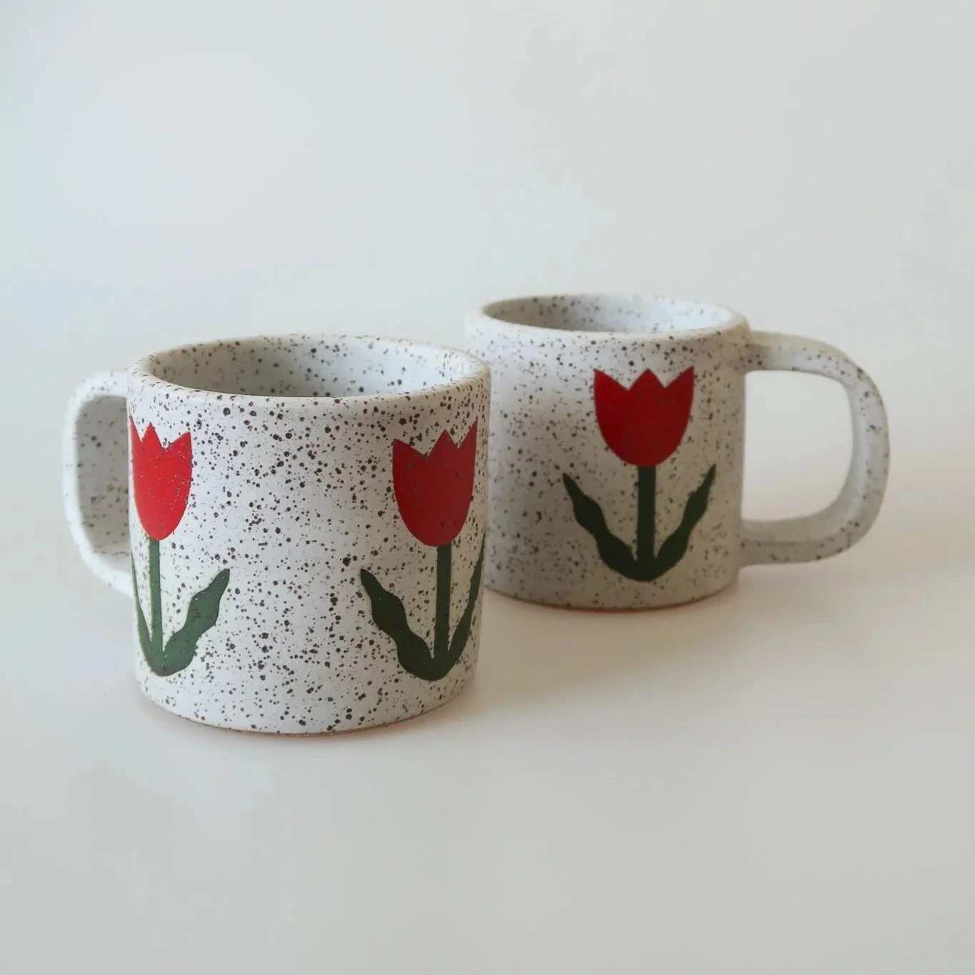 Speckle+White+Red+Tulip+Mugs_Profiles.jpg