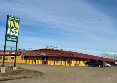 Maple Creek Motor Inn