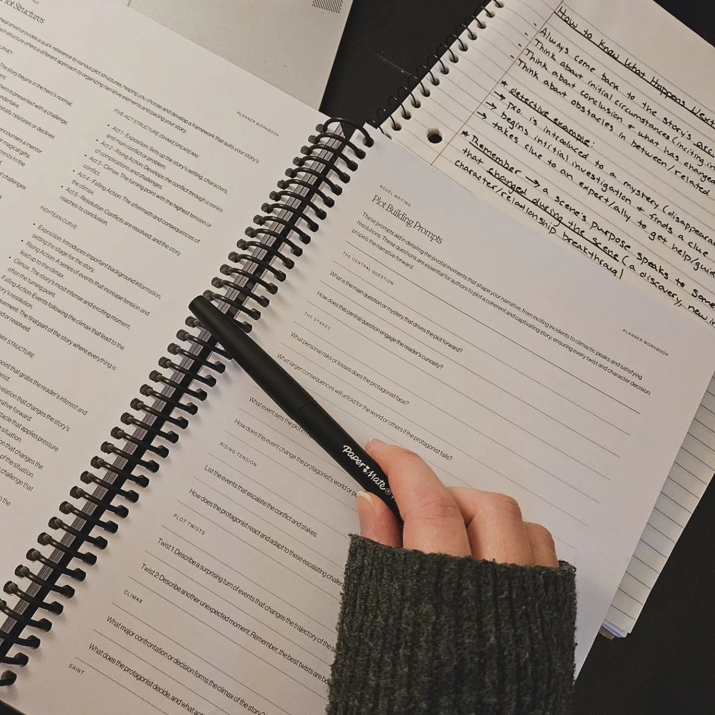 ✍️ Squeezing some writing in between the festivities of the holiday!
&bull;
I've been reexamining my themes, characters, &amp; how their internal conflicts are reflected in the main conflict. But there's only so much of this you can do before it's ti