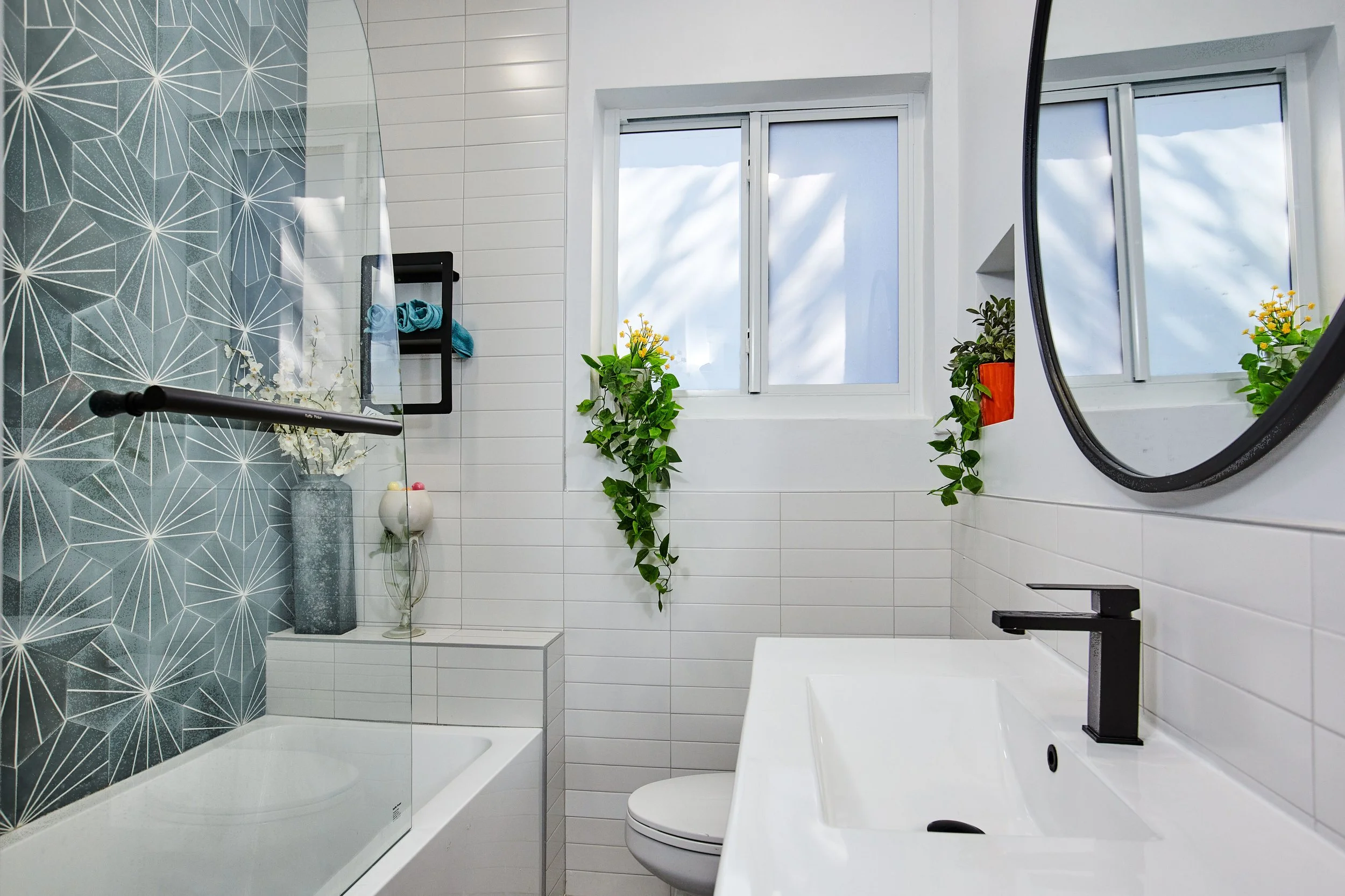 1855 NW 58th St Miami FL 33142-print-017-021-Bathroom-4200x2800-300dpi.jpg