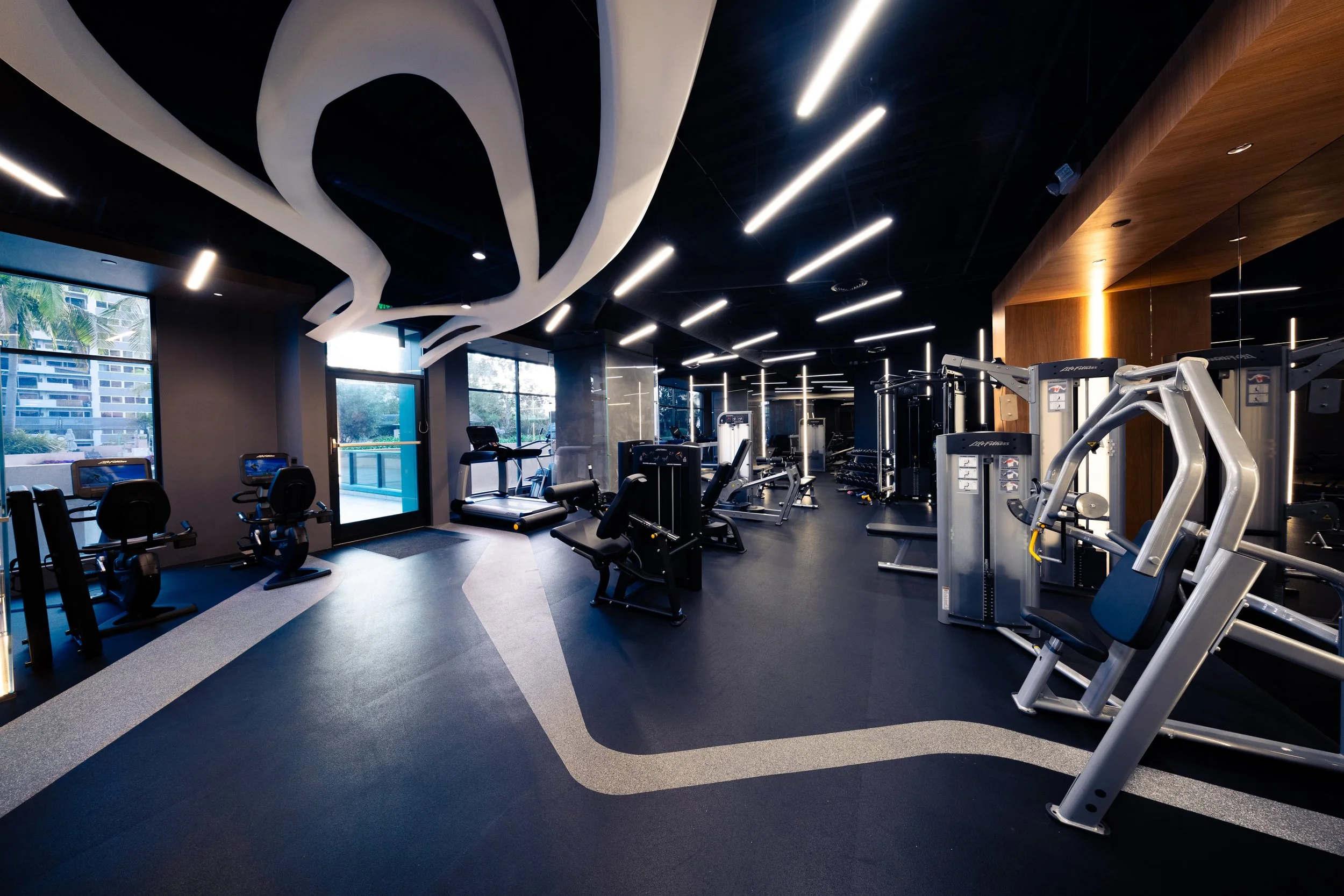 Sharonas_Gym_158.jpg