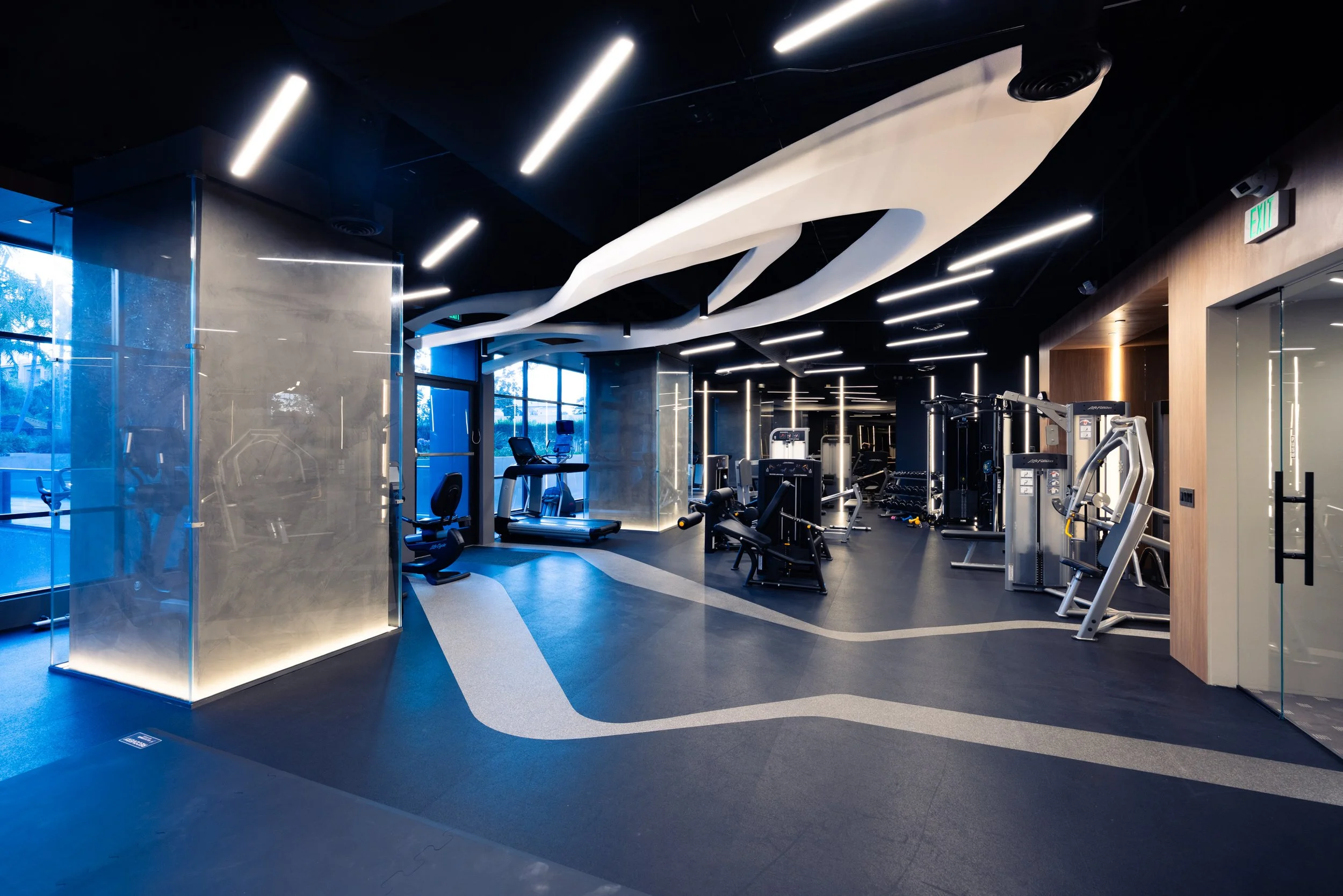 Sharonas_Gym_129.jpg