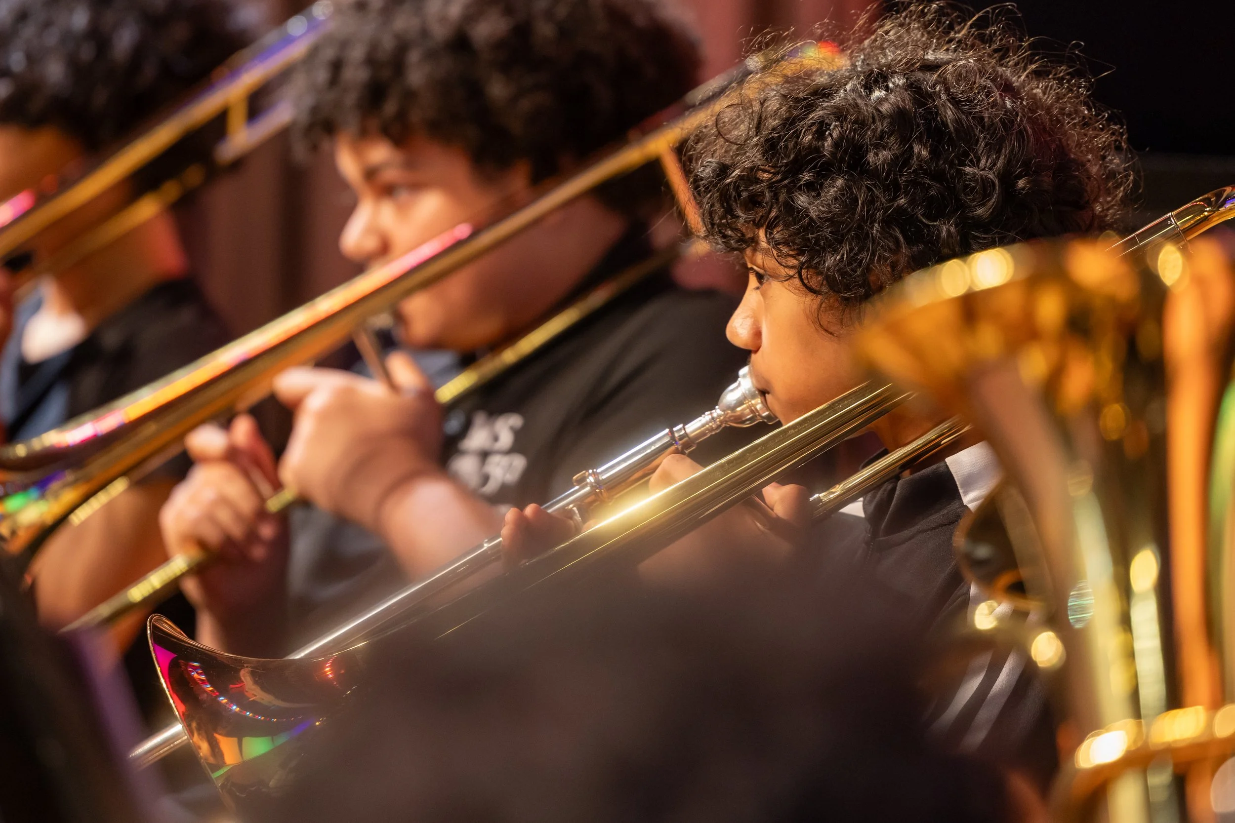 MS 50 Bands perform