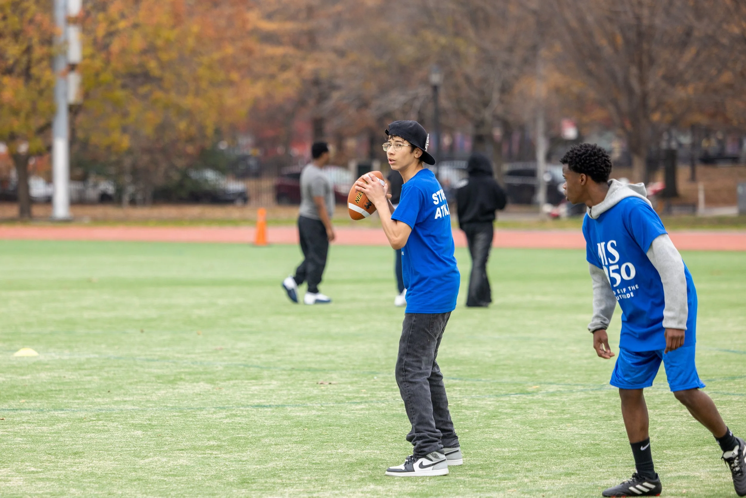 TurkeyBowl25-033.jpg