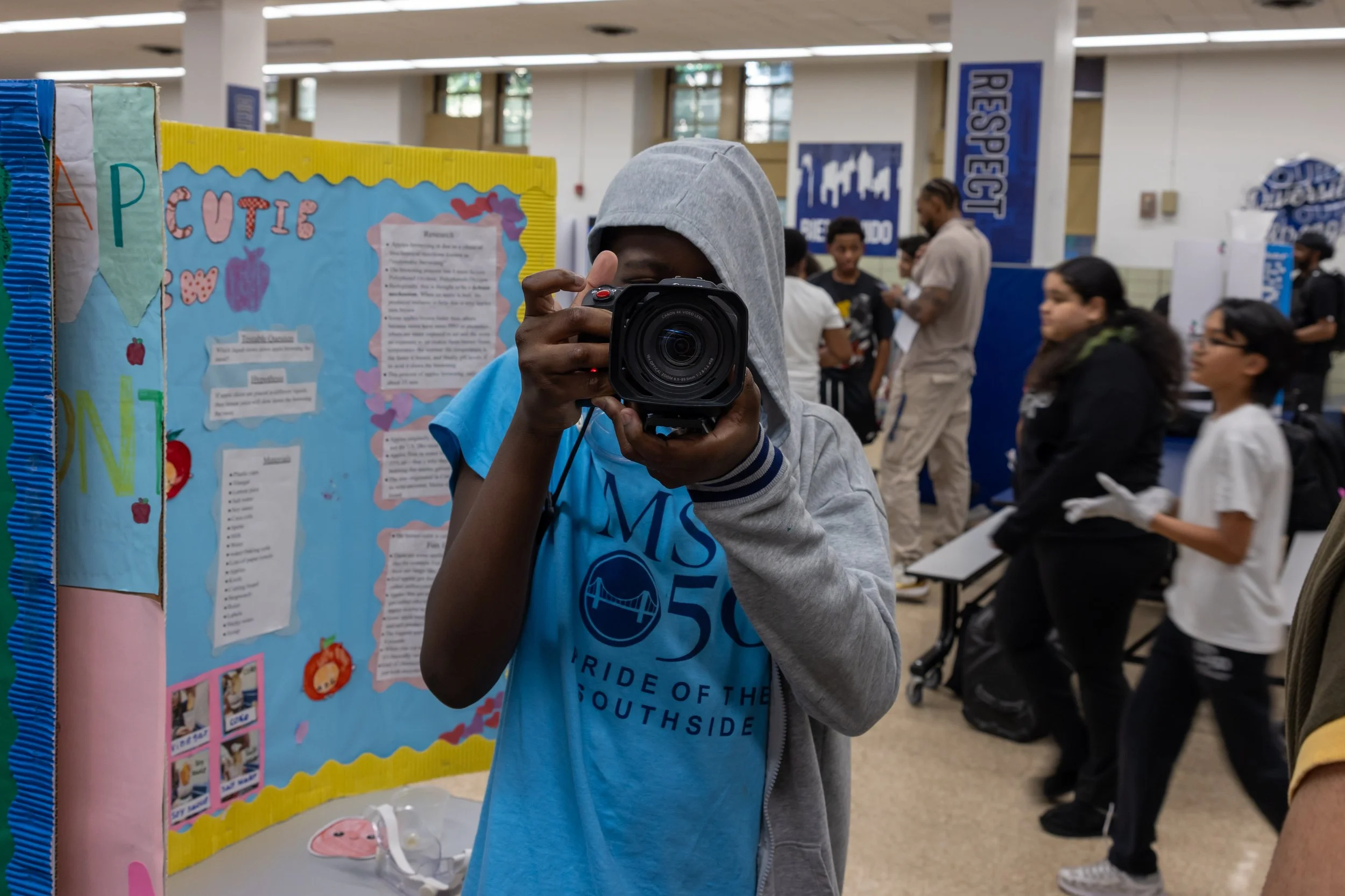 MS 50 students present their science projects