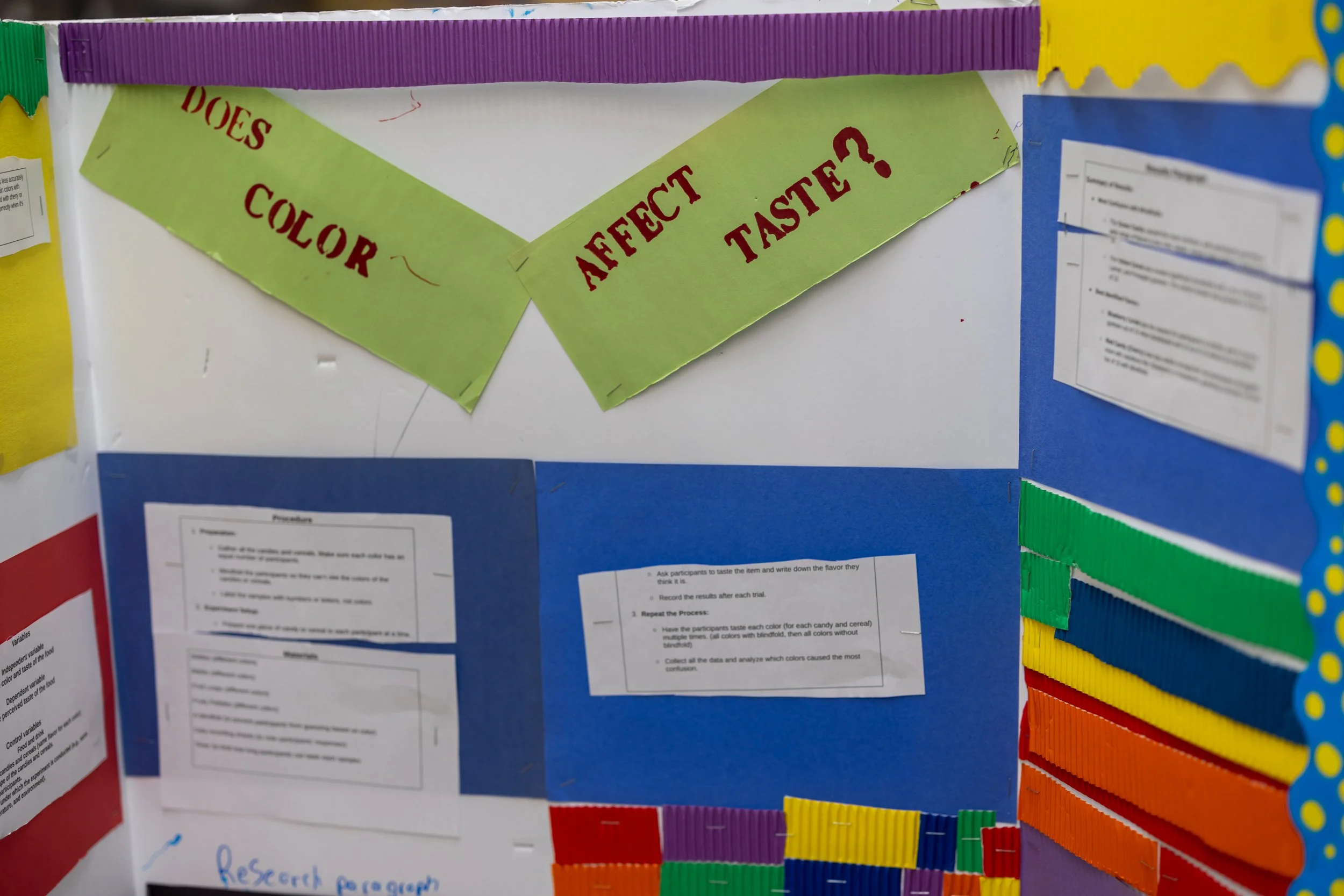 MS 50 students present their science projects