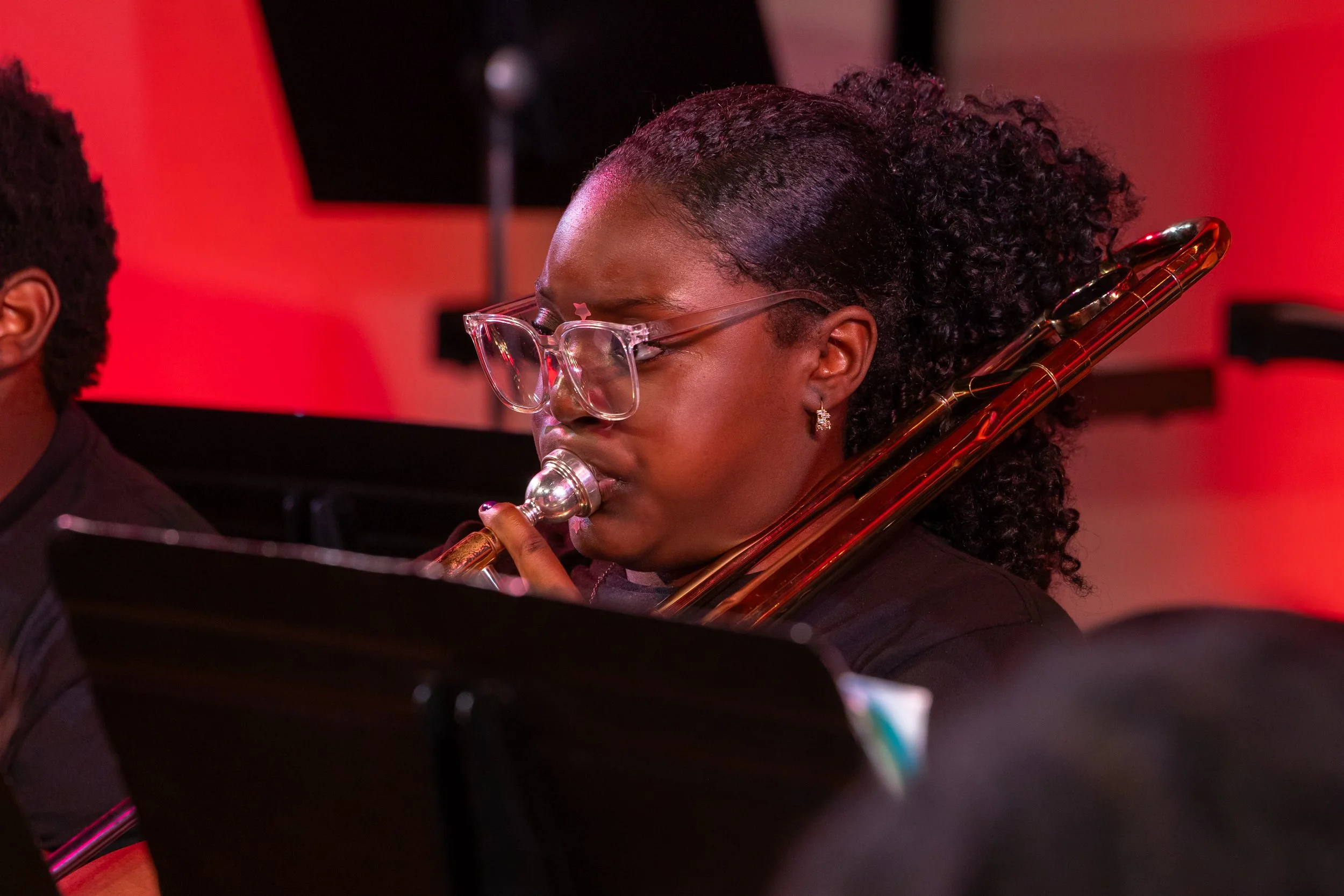 middle school students perform in band concert