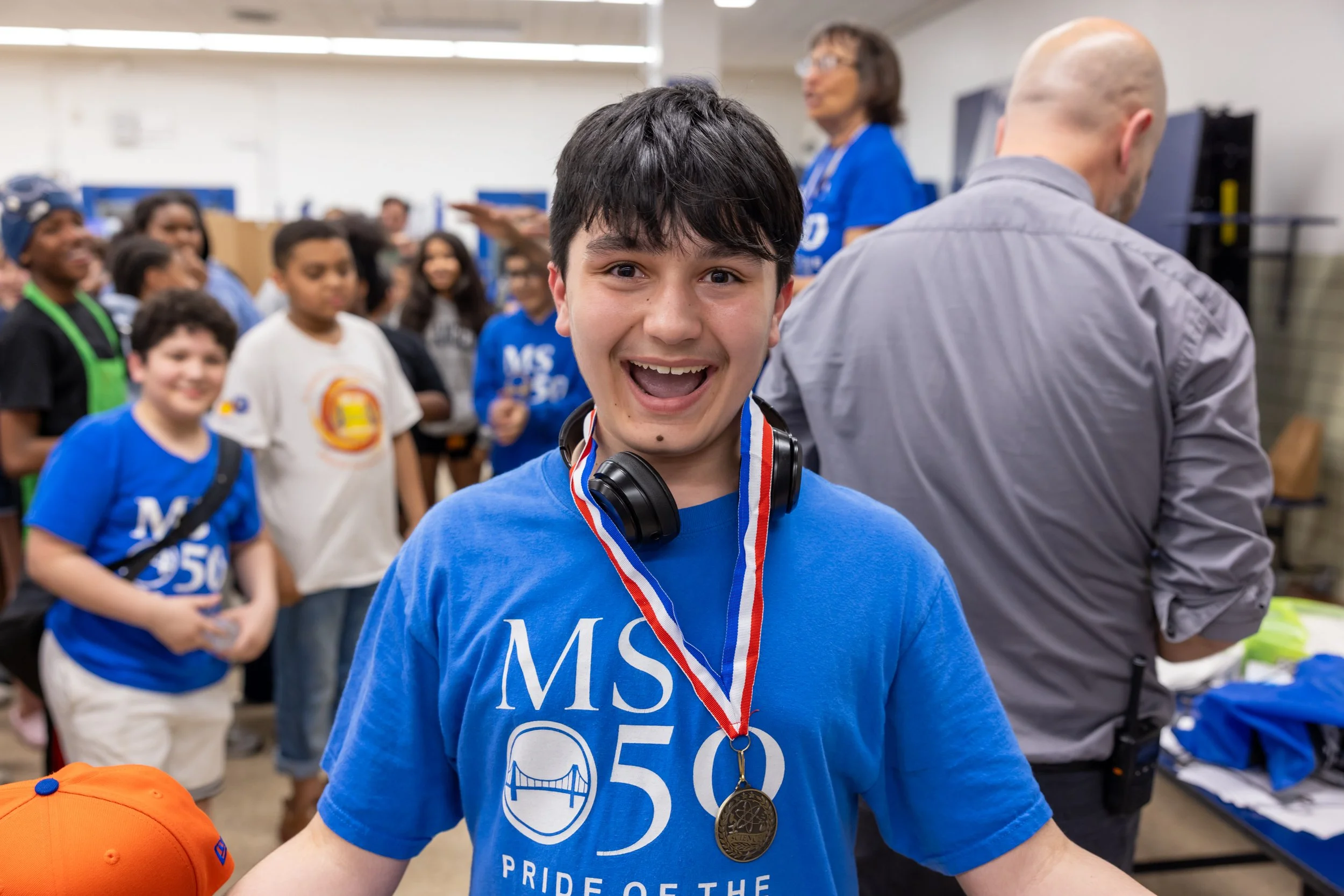 MS 50 students present their science projects