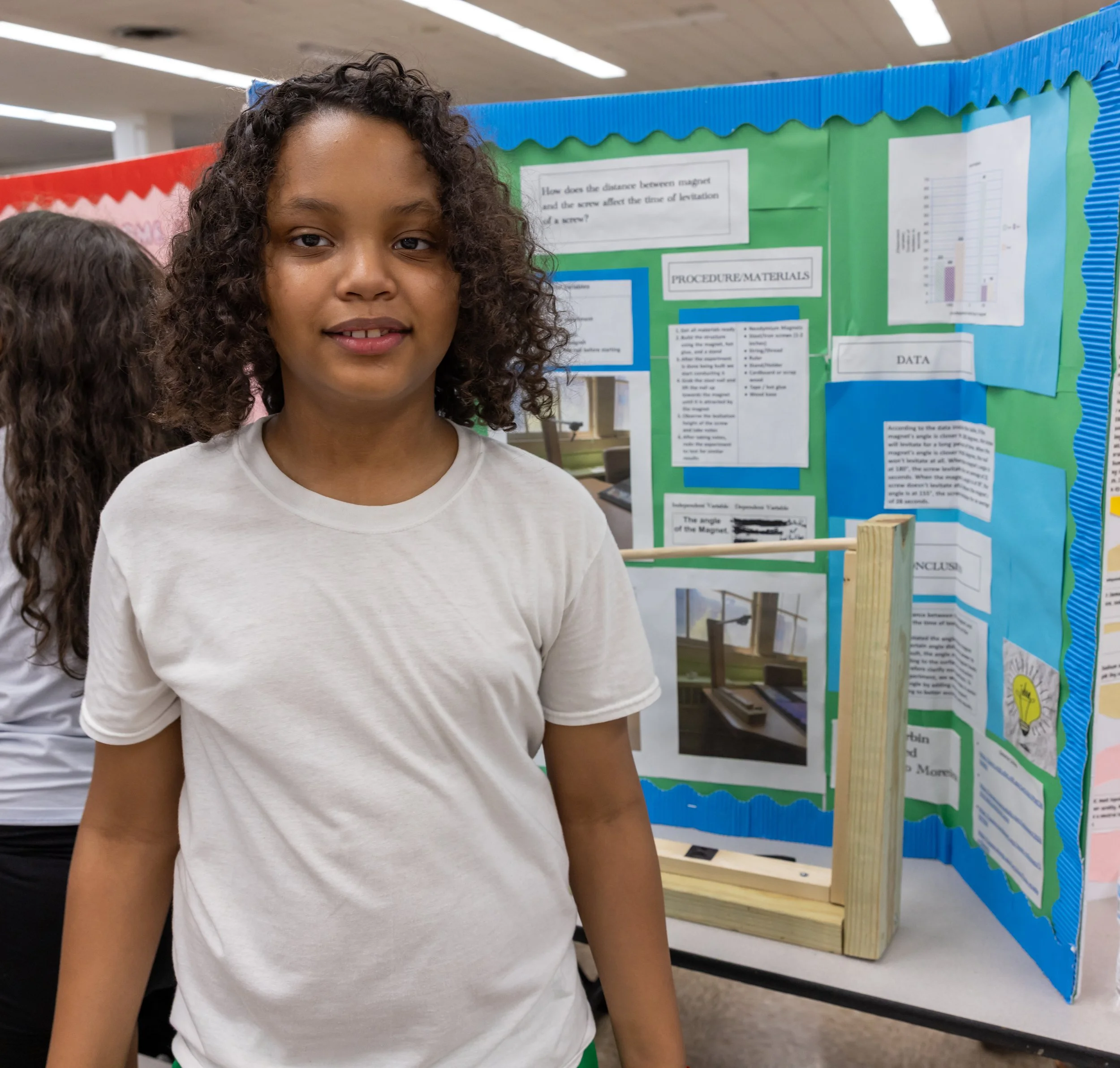 MS 50 students present their science projects