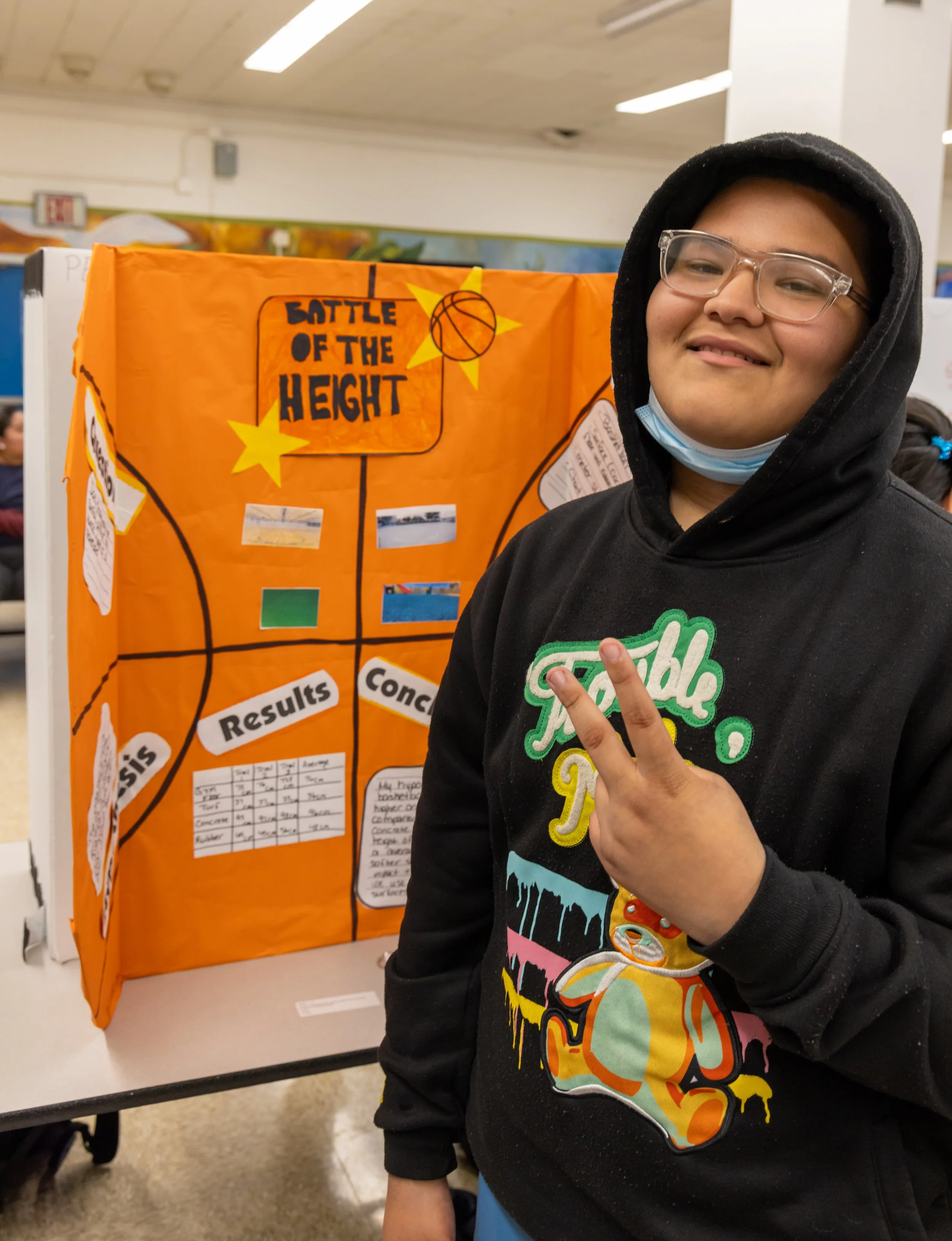 MS 50 students present their science projects