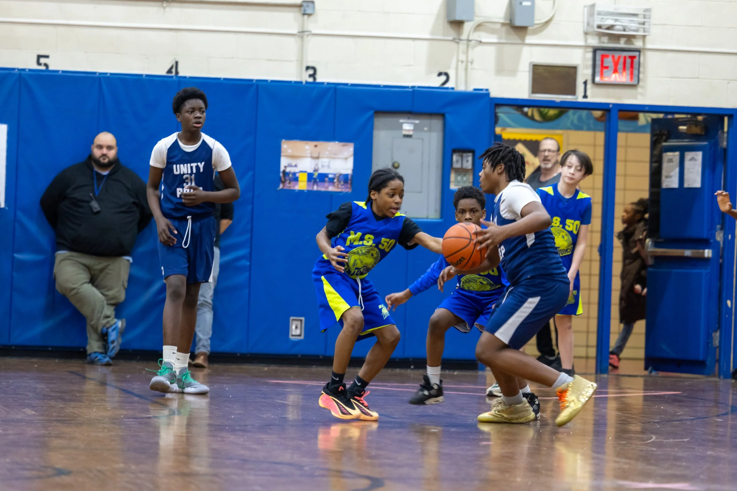 BoysJVBball26-16.jpg