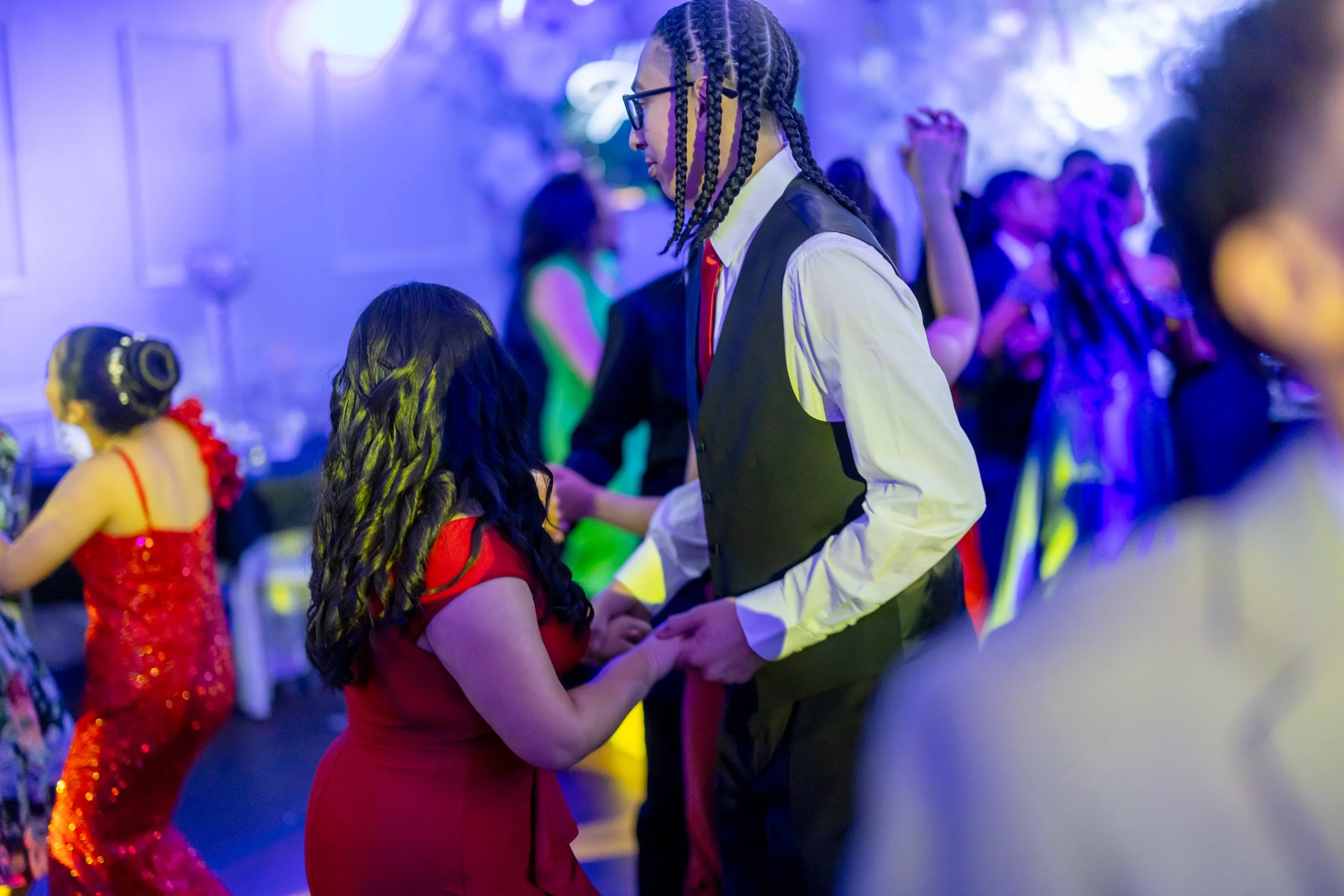 Students dance and celebrate at prom