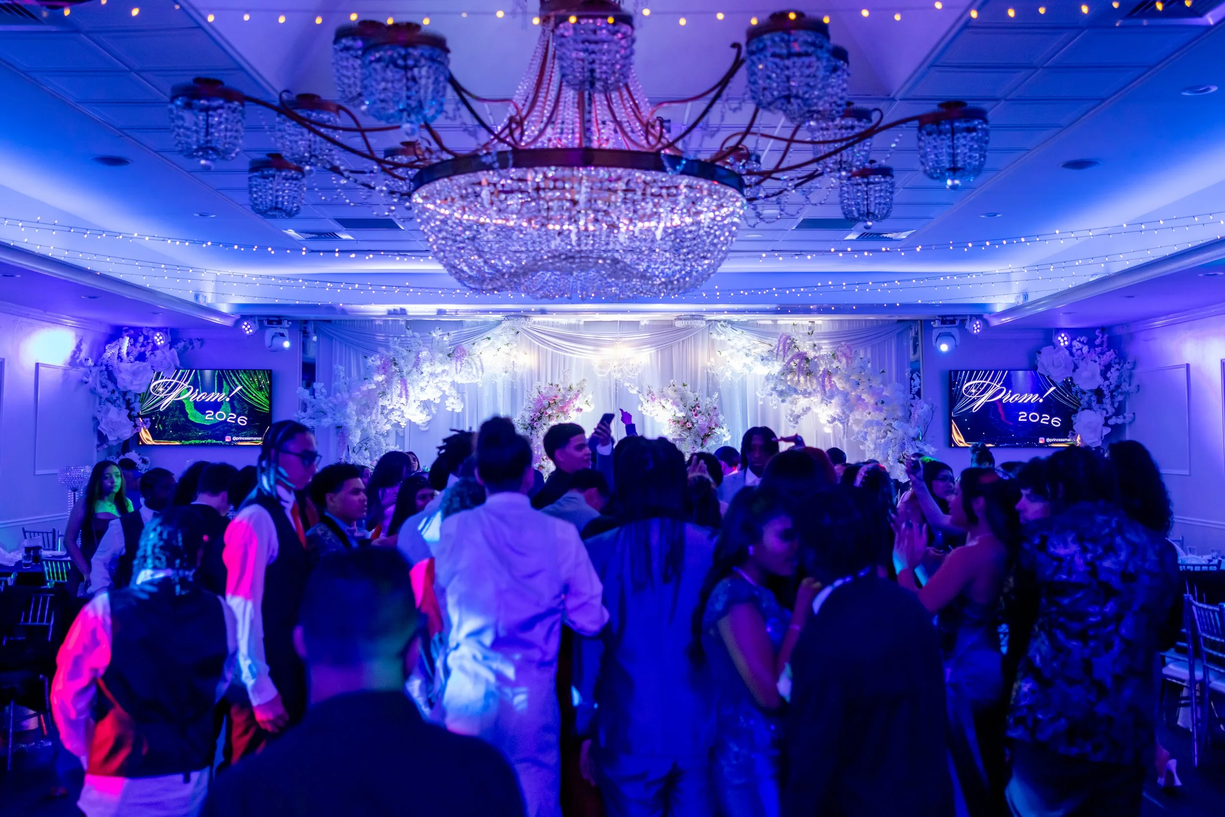 Students dance and celebrate at prom
