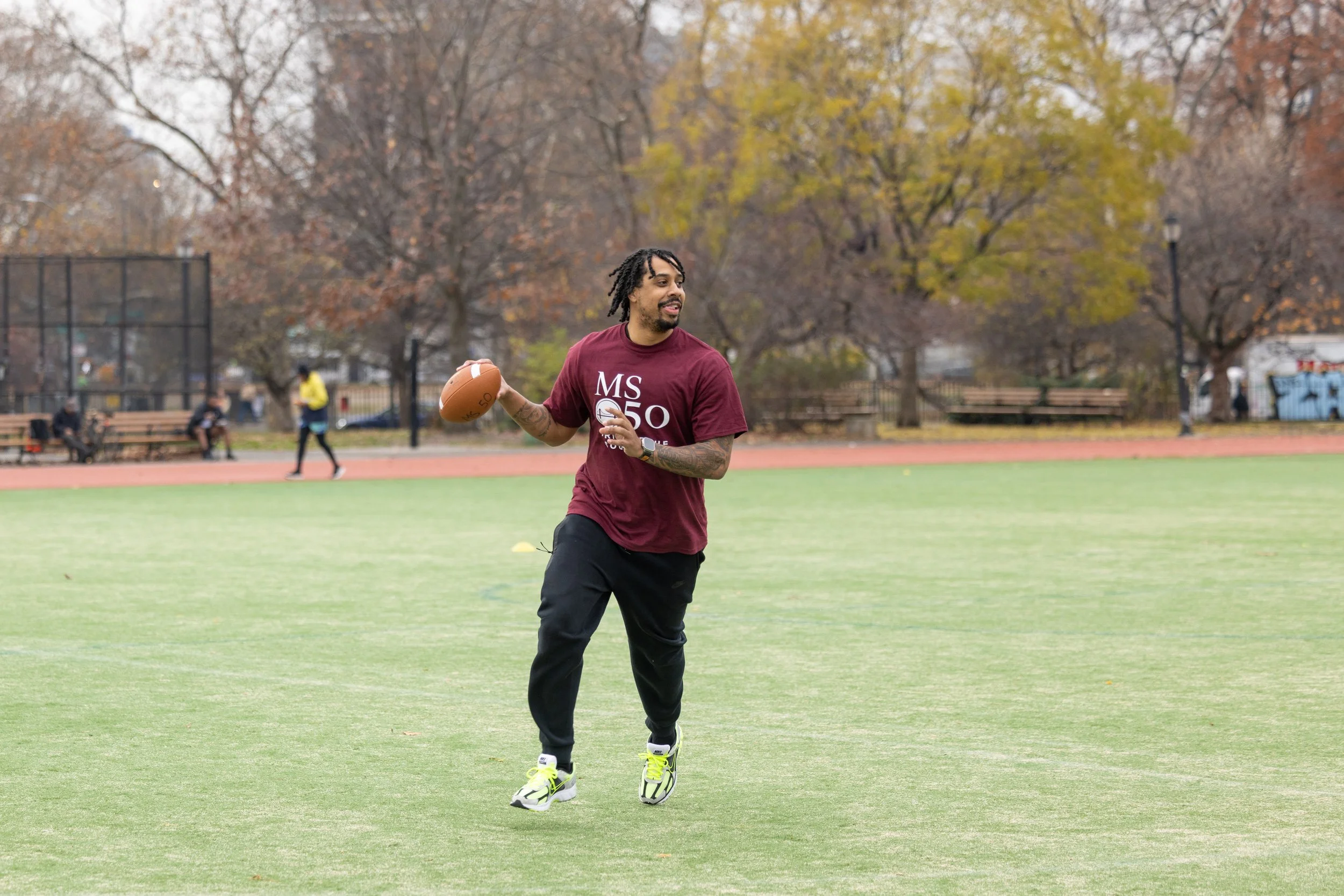 TurkeyBowl25-044.jpg