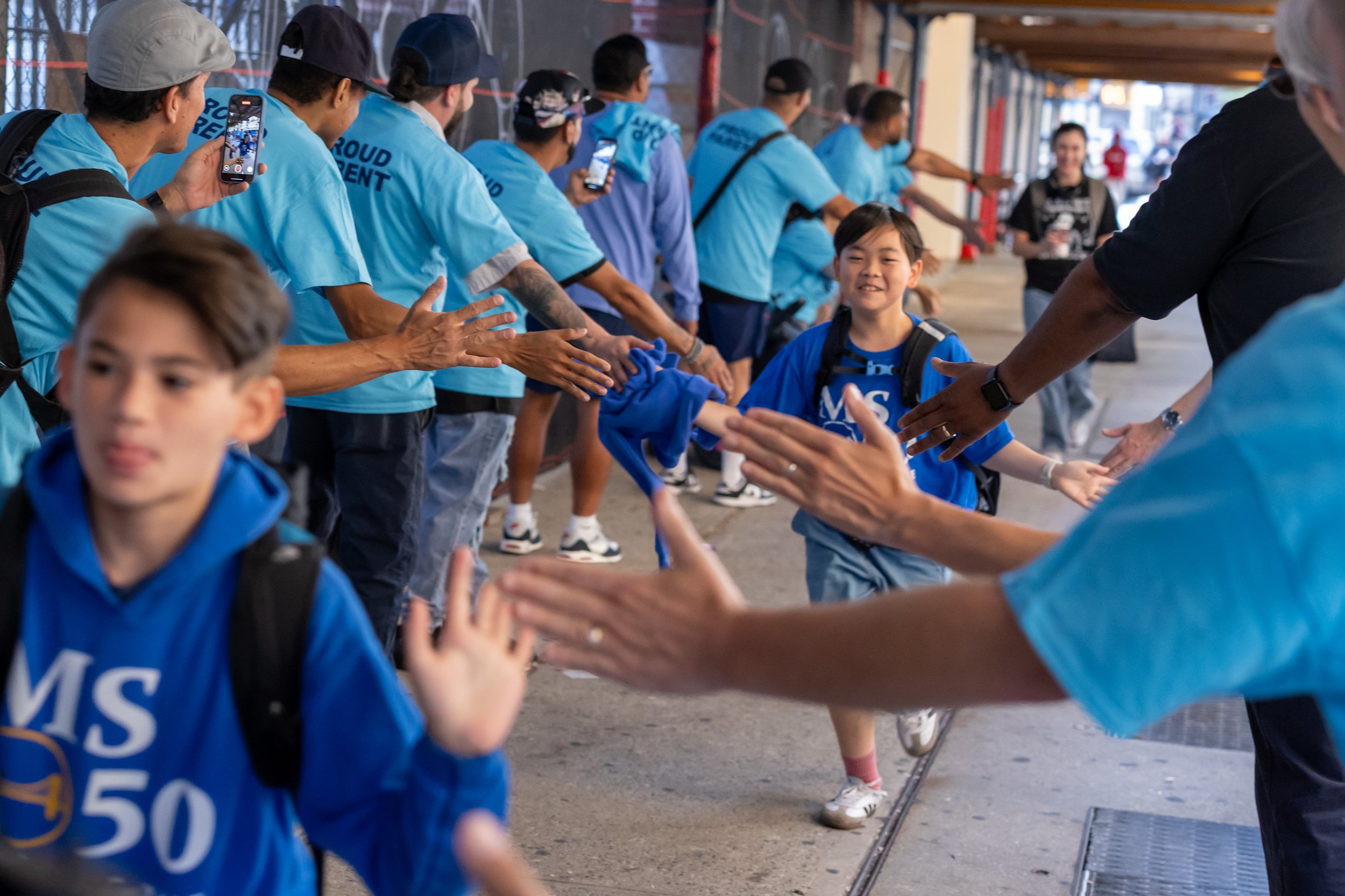 HighFive25-13.jpg