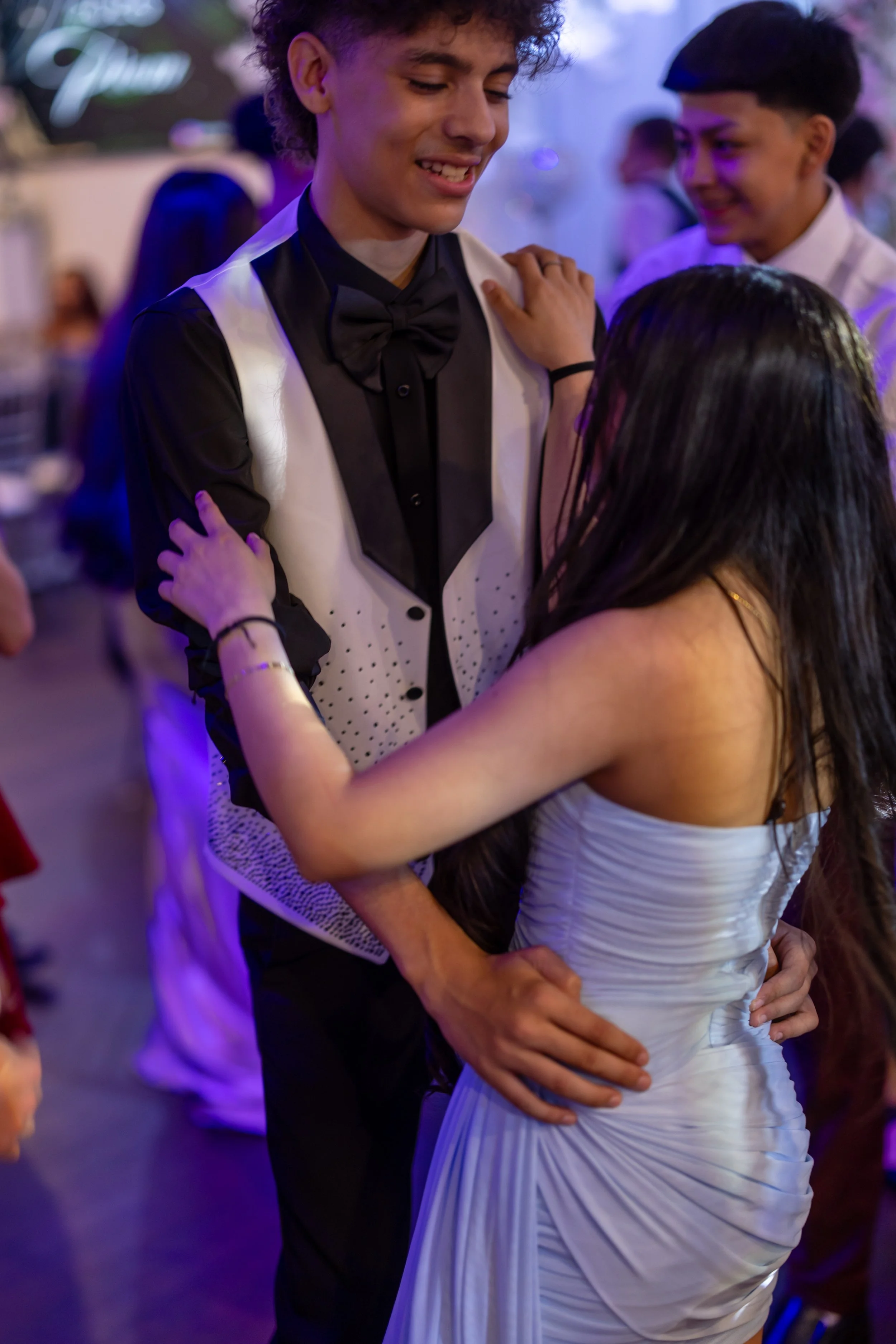 Students dance and celebrate at prom